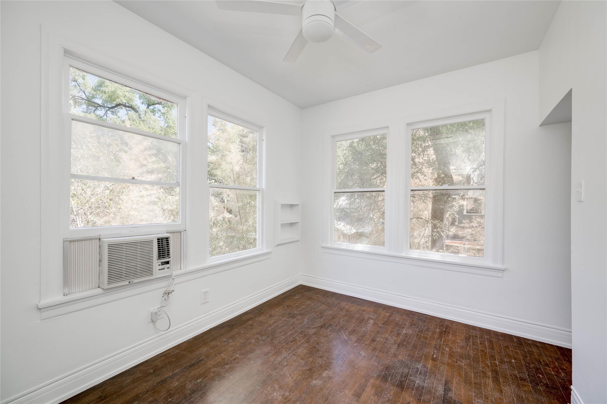 2810 Pearl St # B, Austin, TX 78705