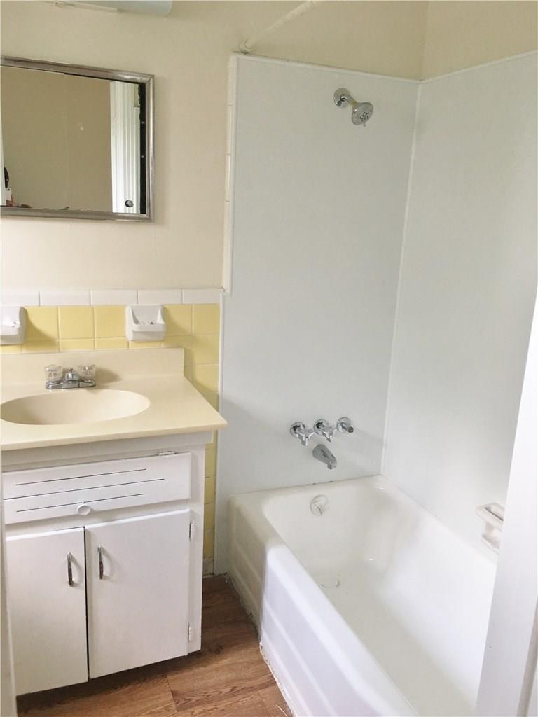 926 E Dean Keeton St # 205, Austin, TX 78705