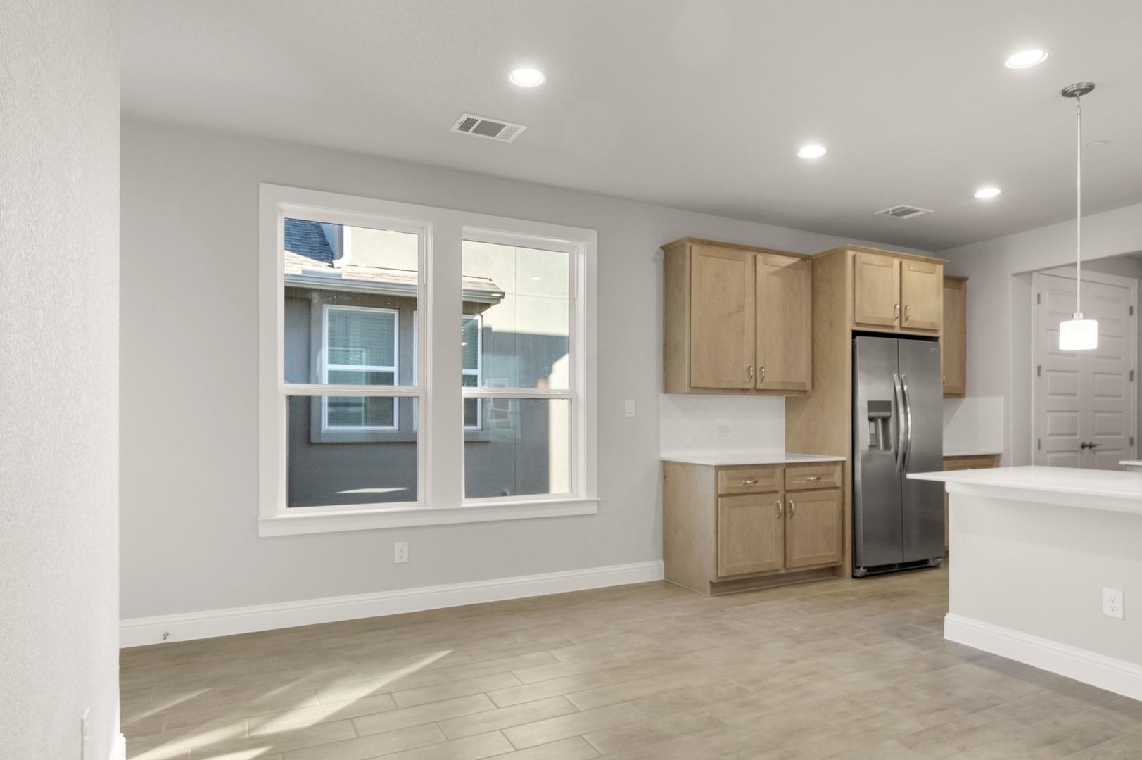 2605 Sam Bass Rd # 104, Round Rock, TX 78681