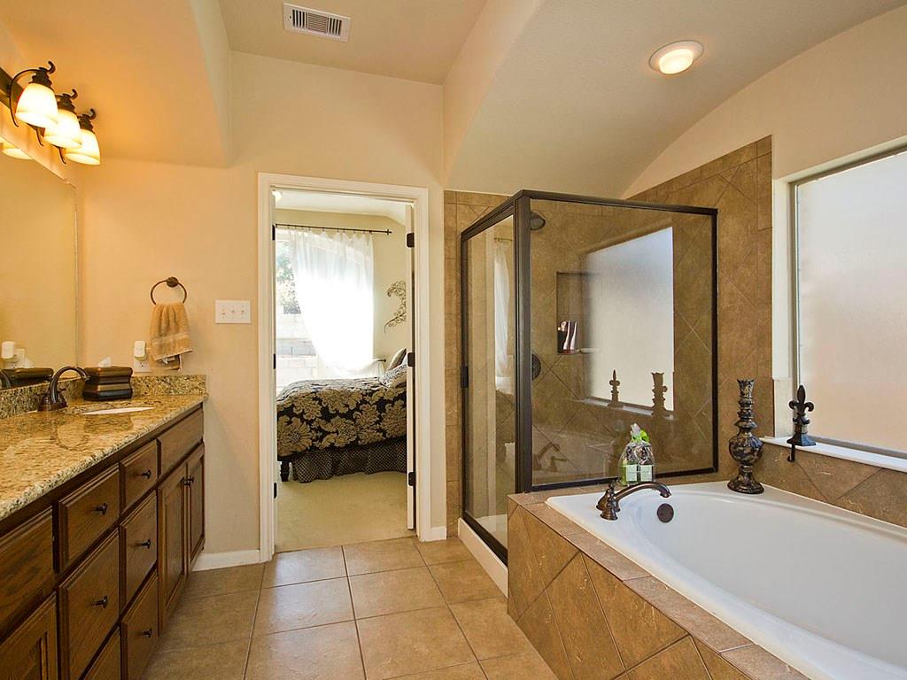 271 Longmont Ln, Austin, TX 78737