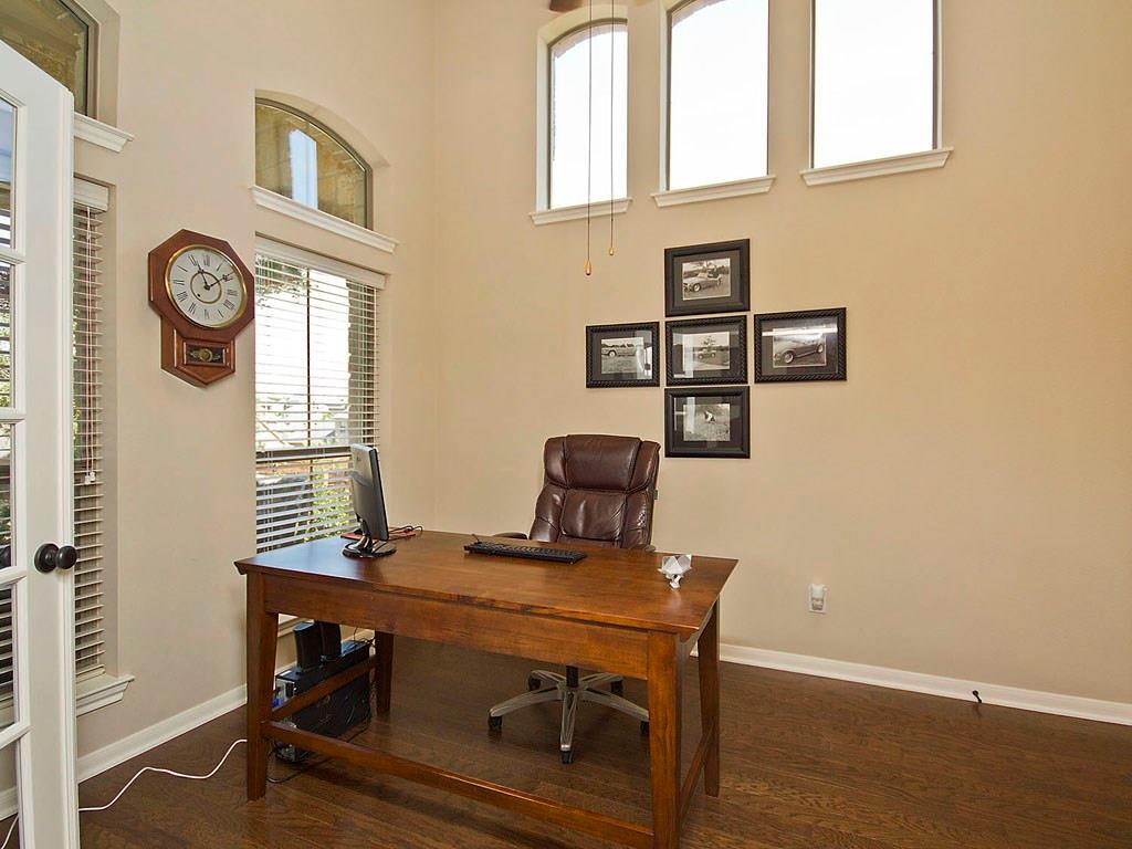 271 Longmont Ln, Austin, TX 78737