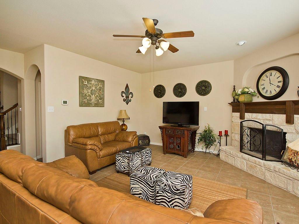 271 Longmont Ln, Austin, TX 78737
