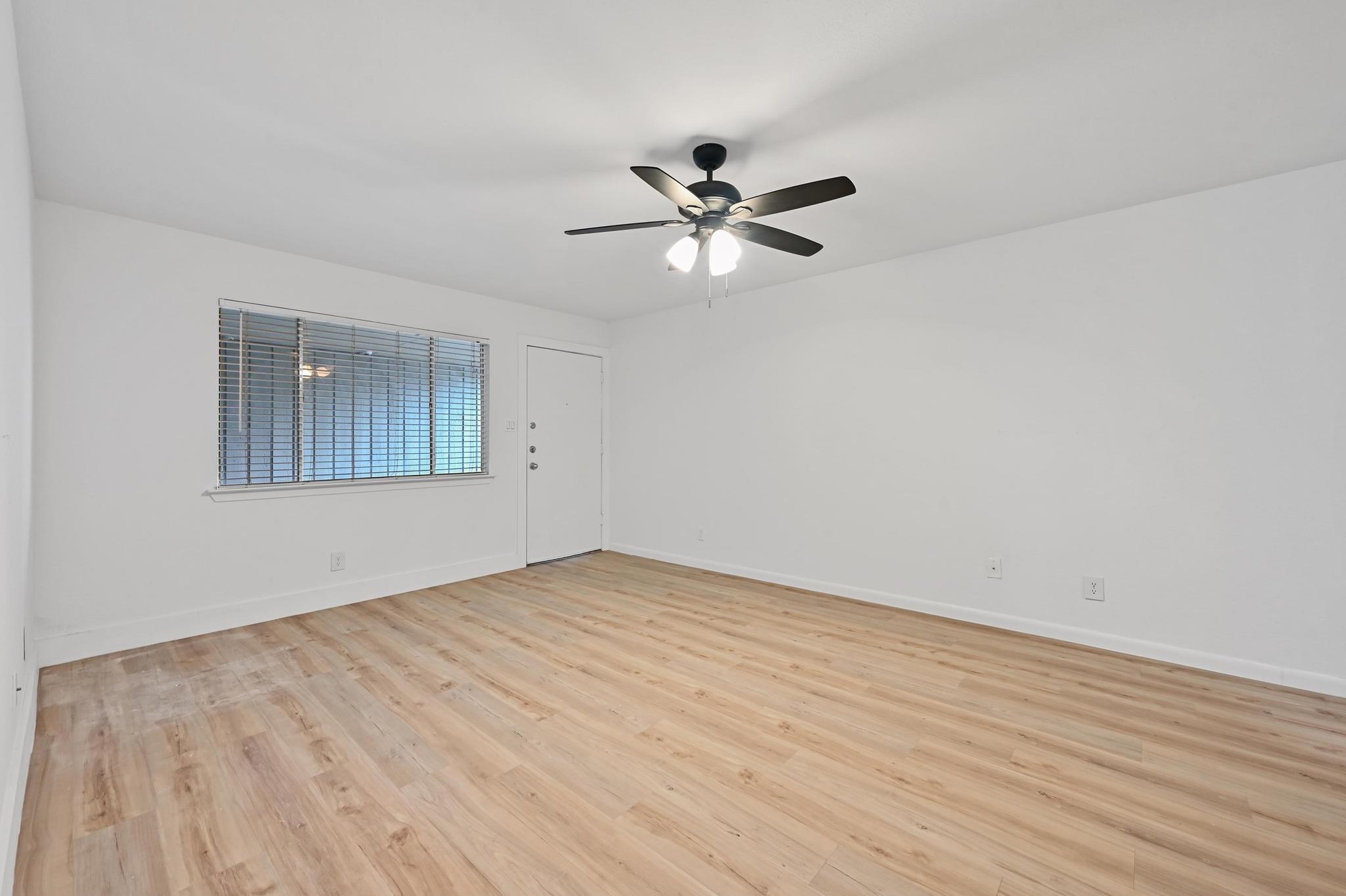 2303 E Side Dr # 102, Austin, TX 78704