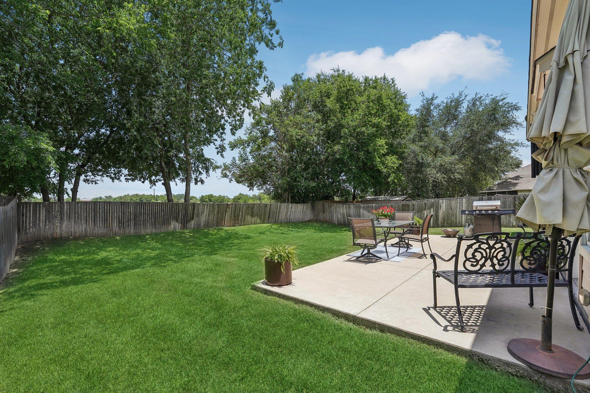 111 Hiver Circle Cir, Kyle, TX 78640