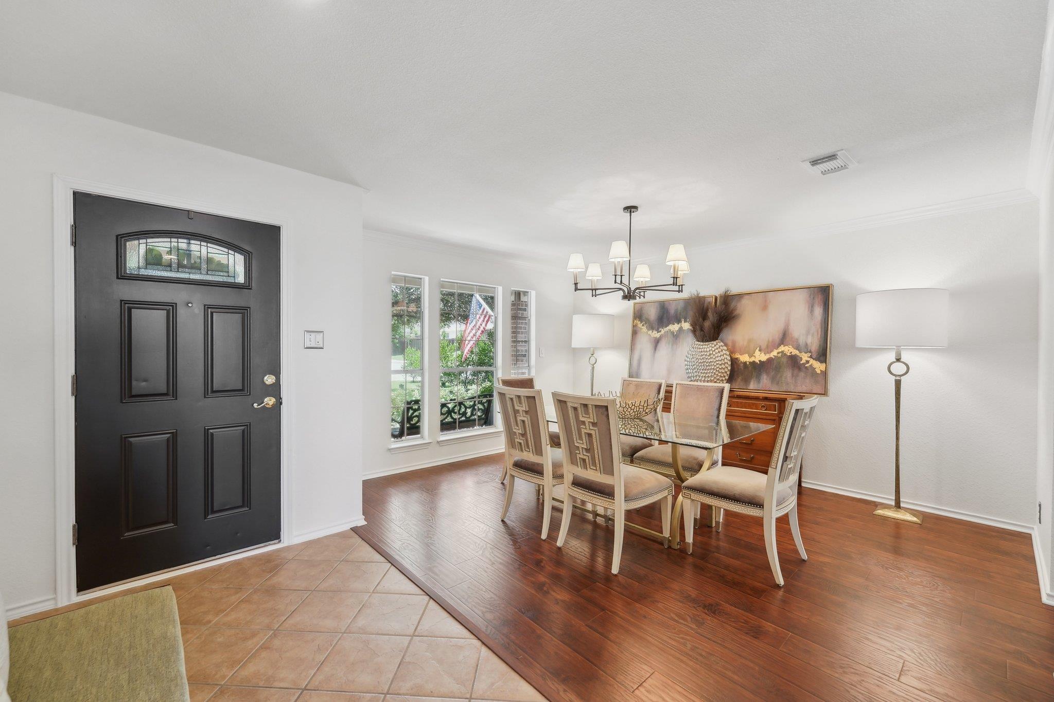 111 Hiver Circle Cir, Kyle, TX 78640