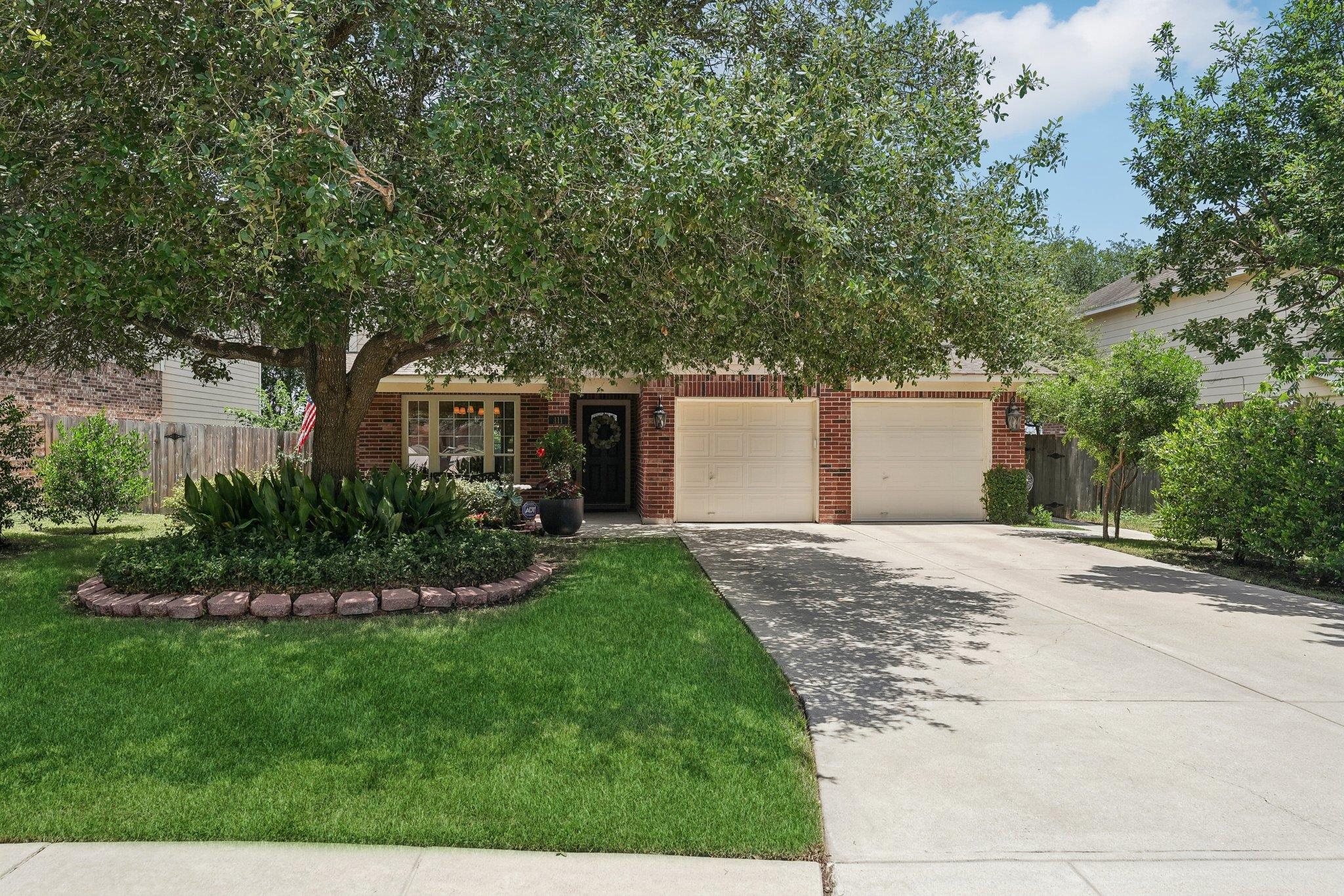 111 Hiver Circle Cir, Kyle, TX 78640