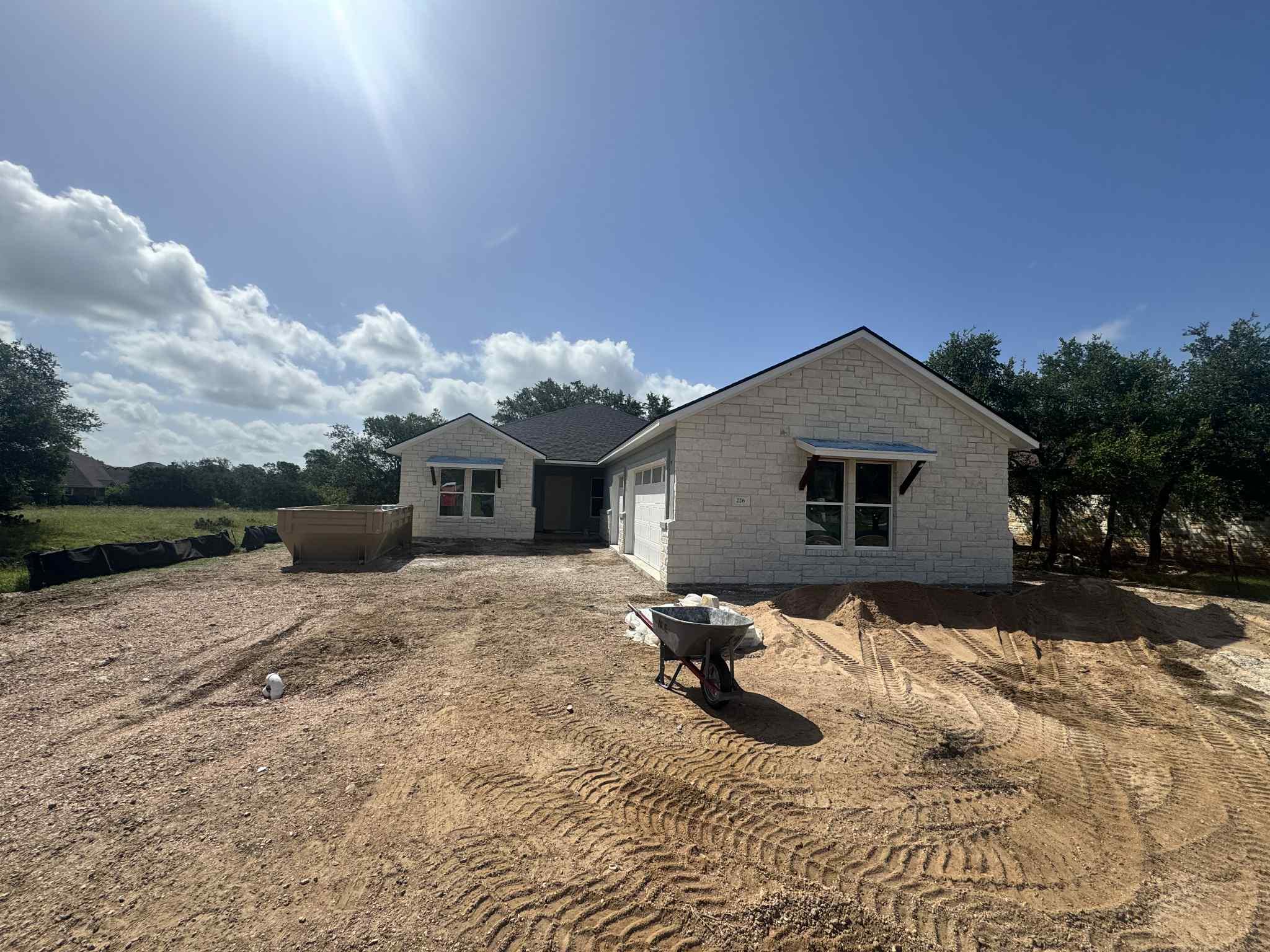 226 Sunday Dr, Burnet, TX 78611