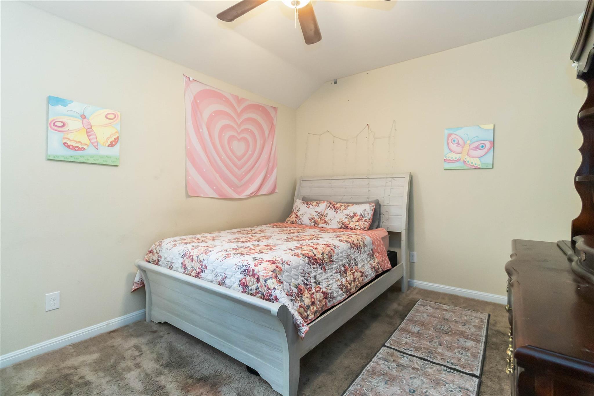 323 Rachel St, San Marcos, TX 78666