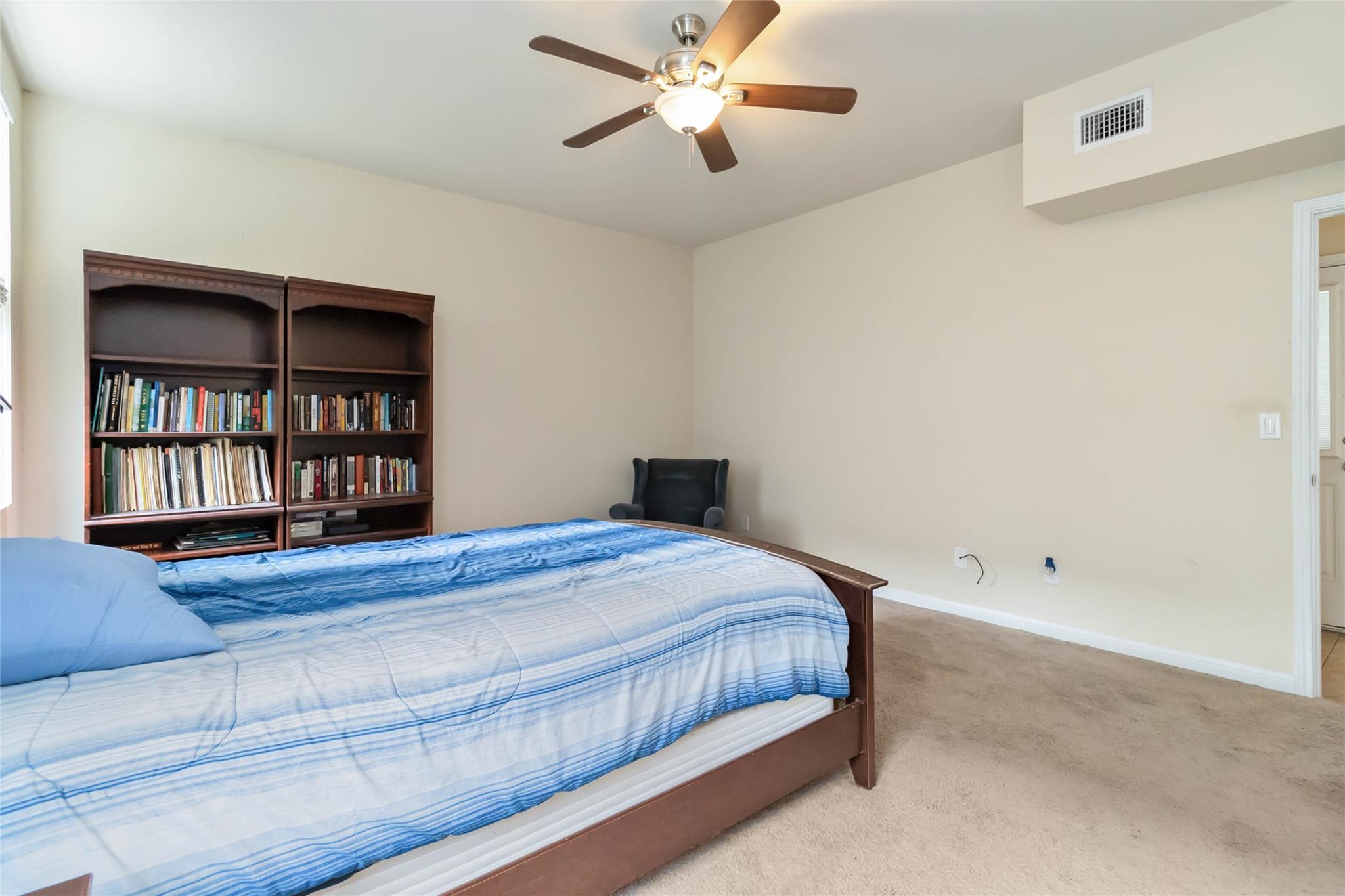 323 Rachel St, San Marcos, TX 78666