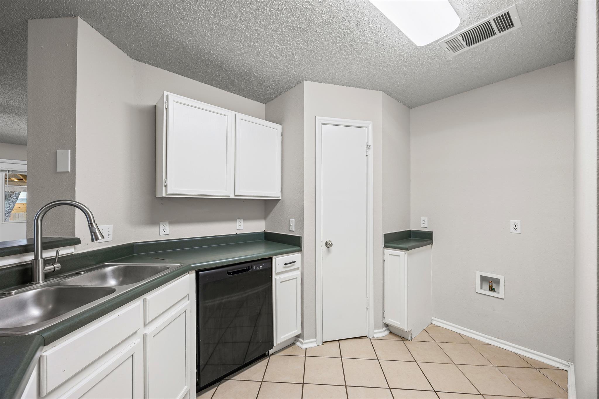901 Calico Dr, Austin, TX 78748
