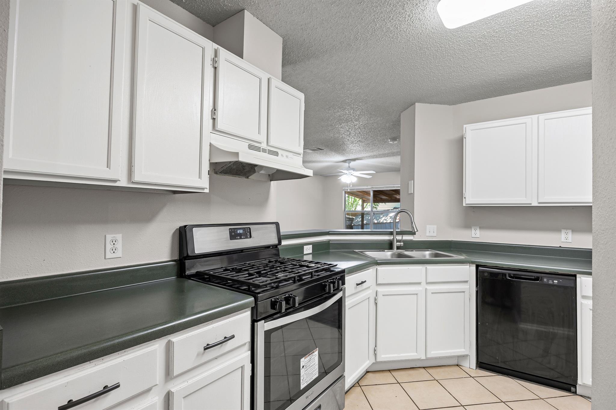 901 Calico Dr, Austin, TX 78748