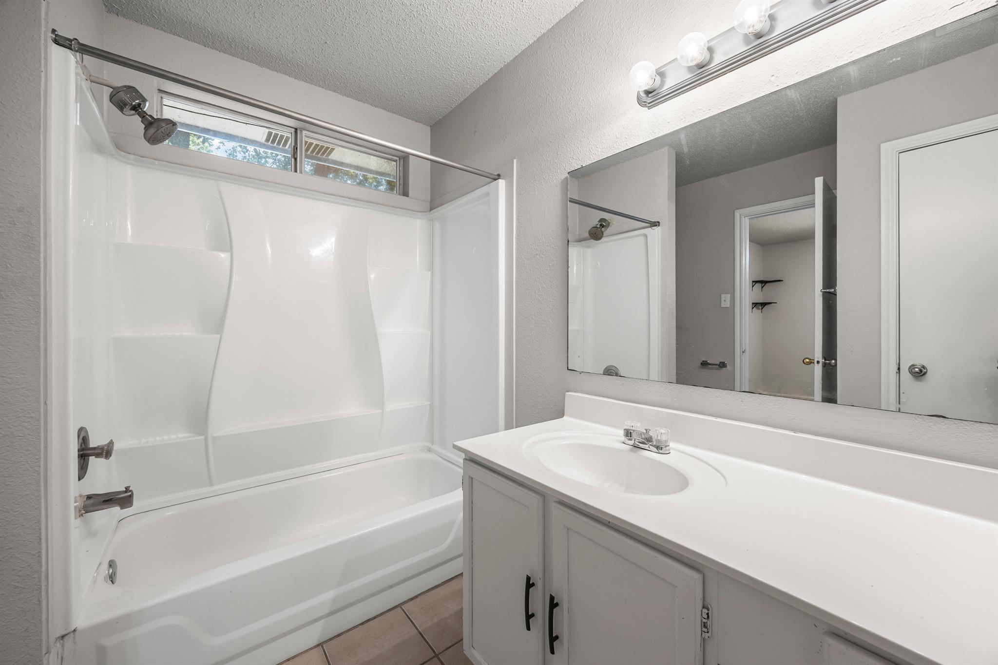 901 Calico Dr, Austin, TX 78748