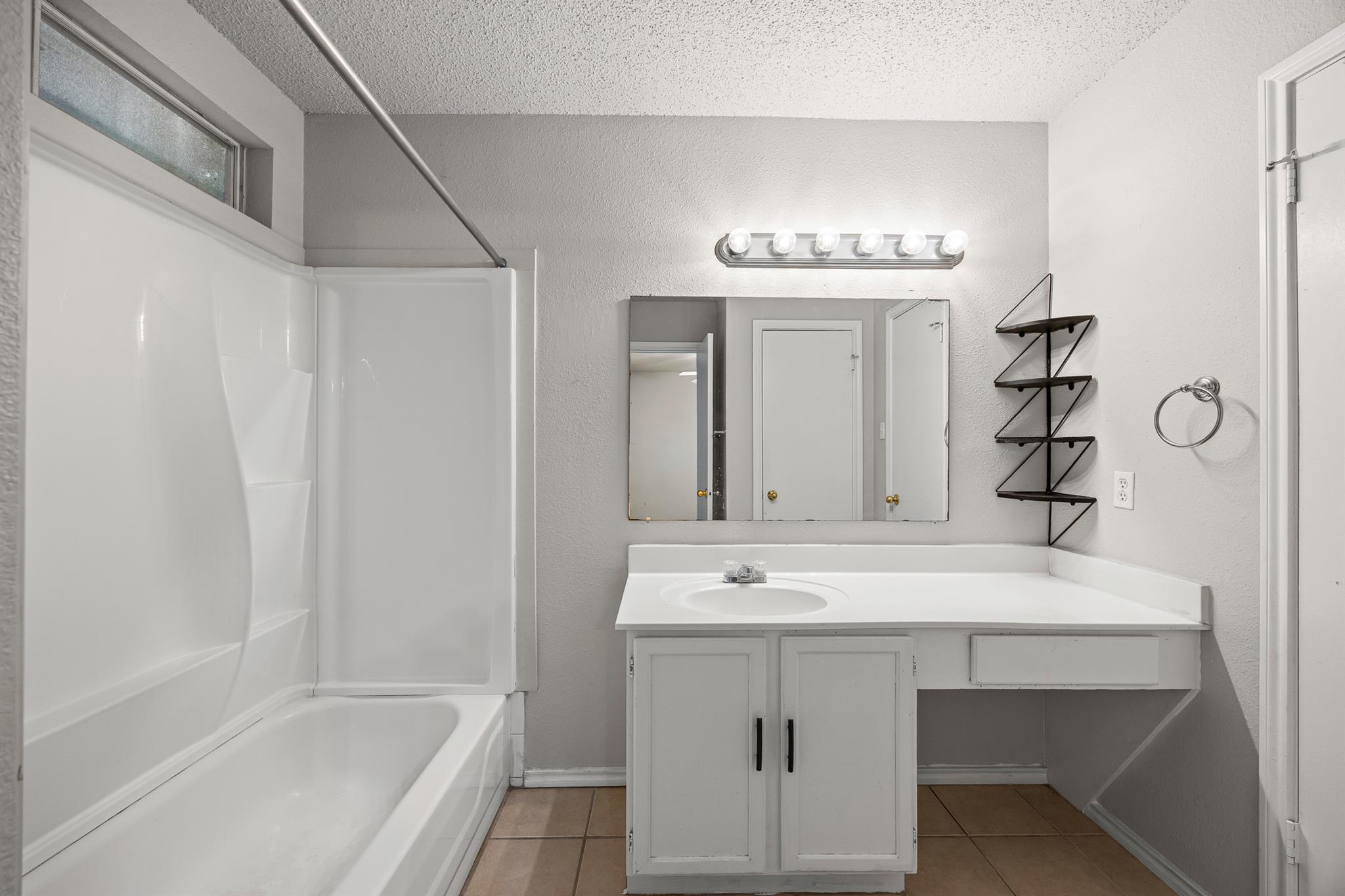 901 Calico Dr, Austin, TX 78748