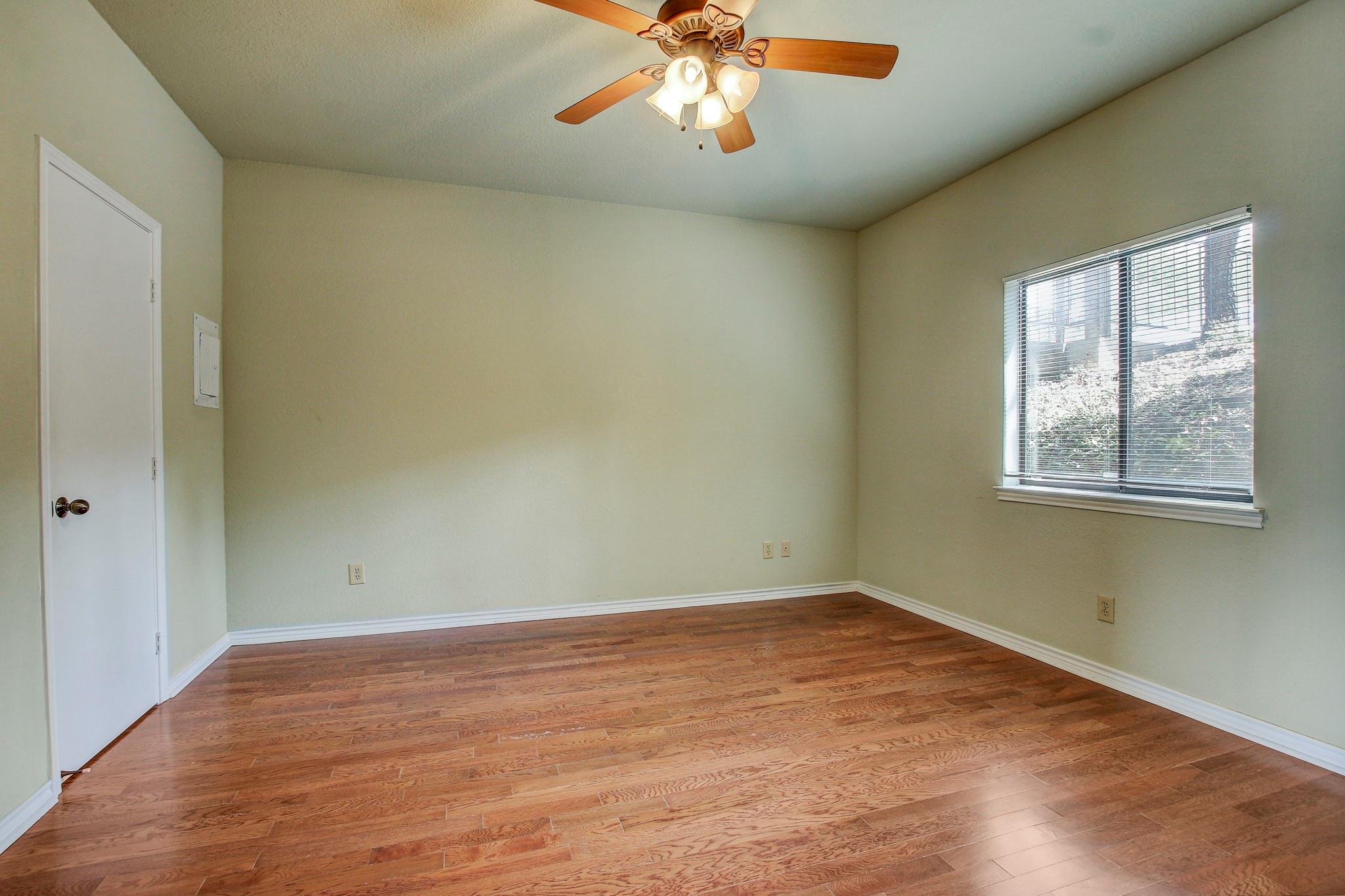 8200 Neely Dr # 116, Austin, TX 78759