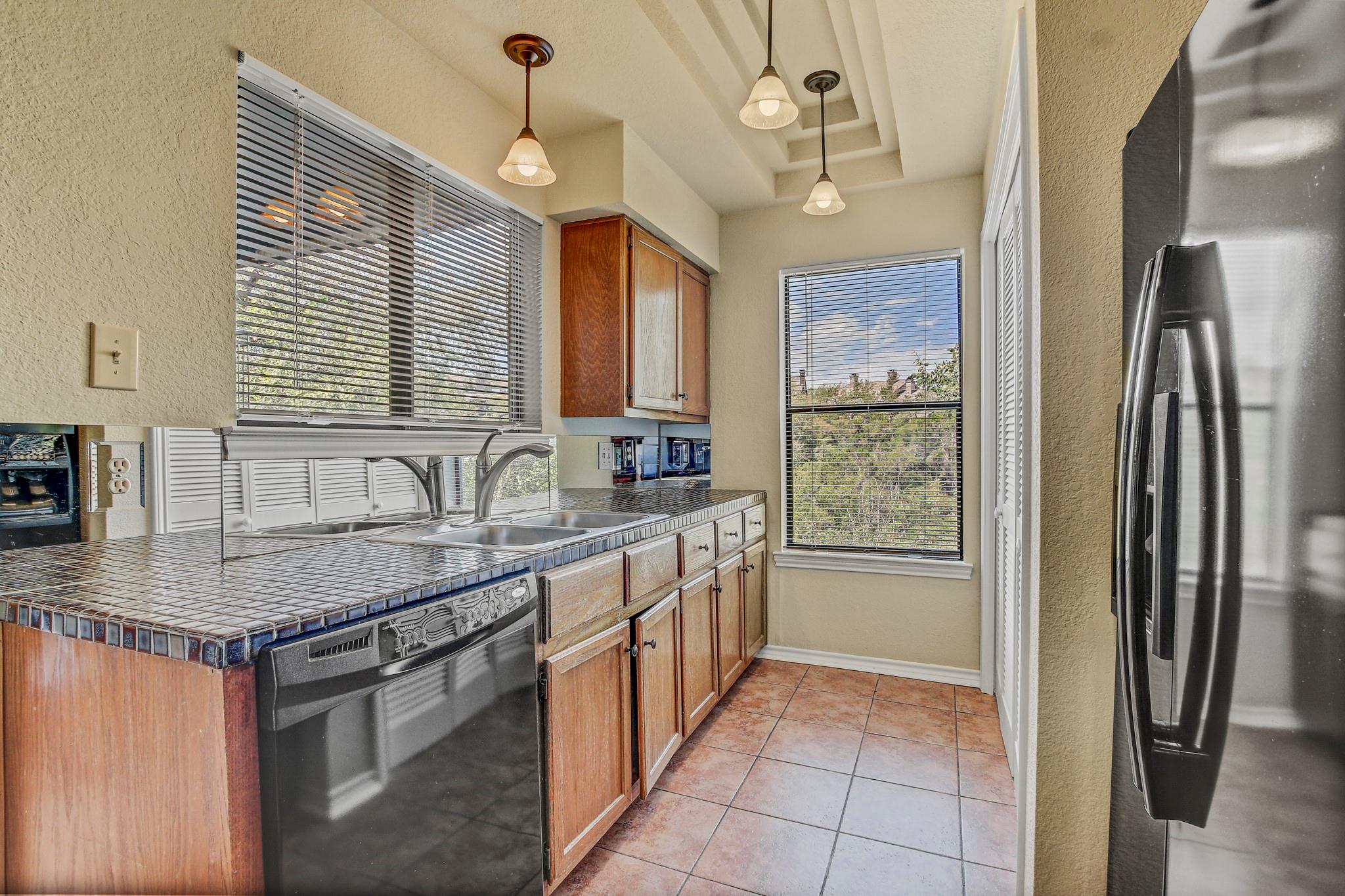 8200 Neely Dr # 116, Austin, TX 78759