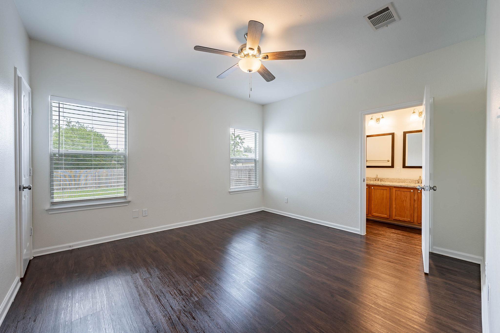 18111 Gallant St, Manor, TX 78653