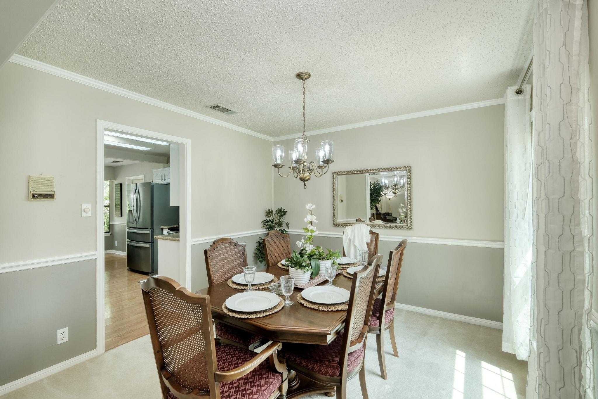 1604 W Creek Loop, Round Rock, TX 78681