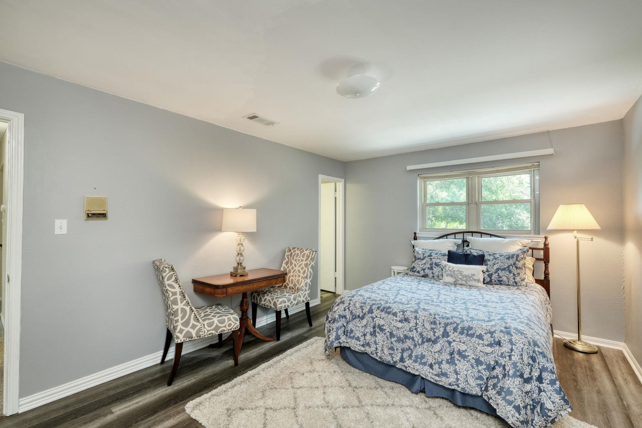 1604 W Creek Loop, Round Rock, TX 78681