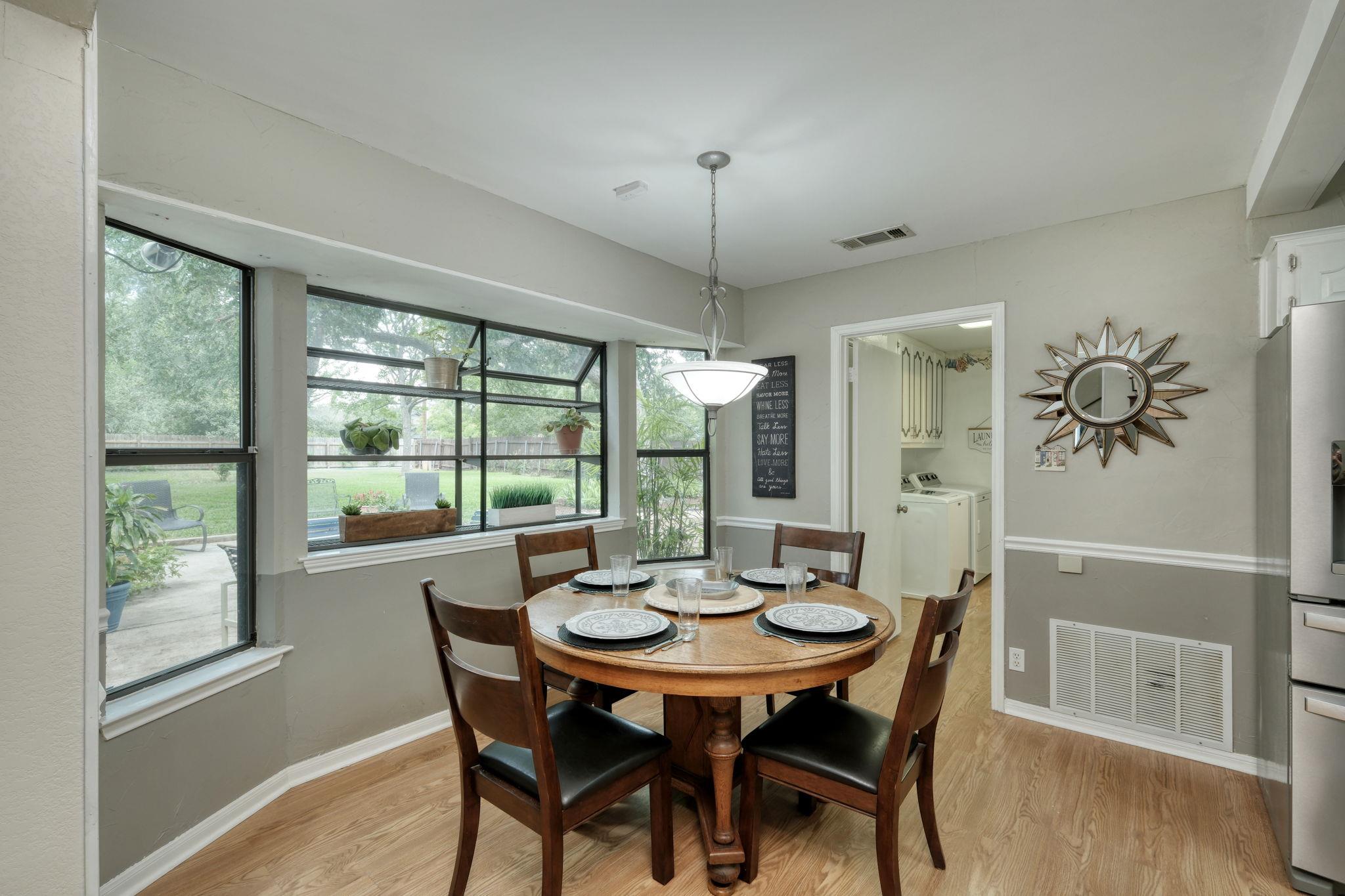 1604 W Creek Loop, Round Rock, TX 78681