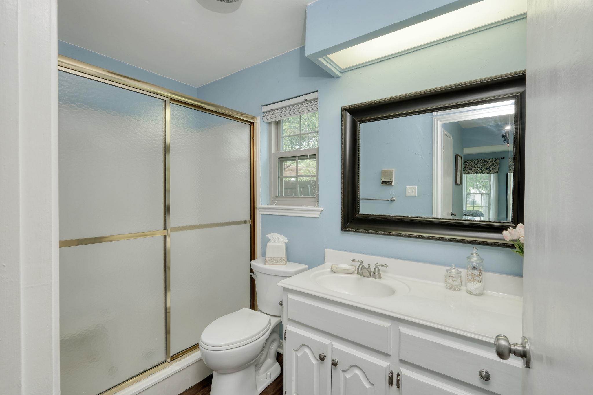 1604 W Creek Loop, Round Rock, TX 78681