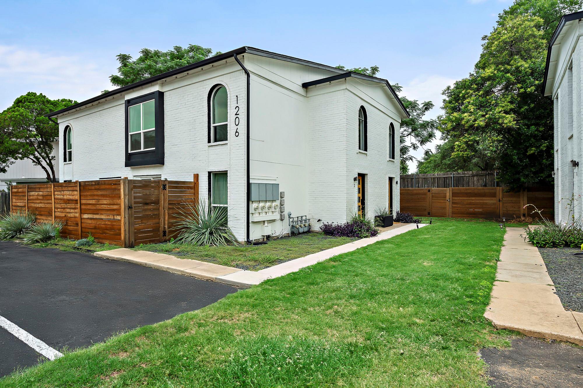 1206 Hollow Creek Dr # 3, Austin, TX 78704