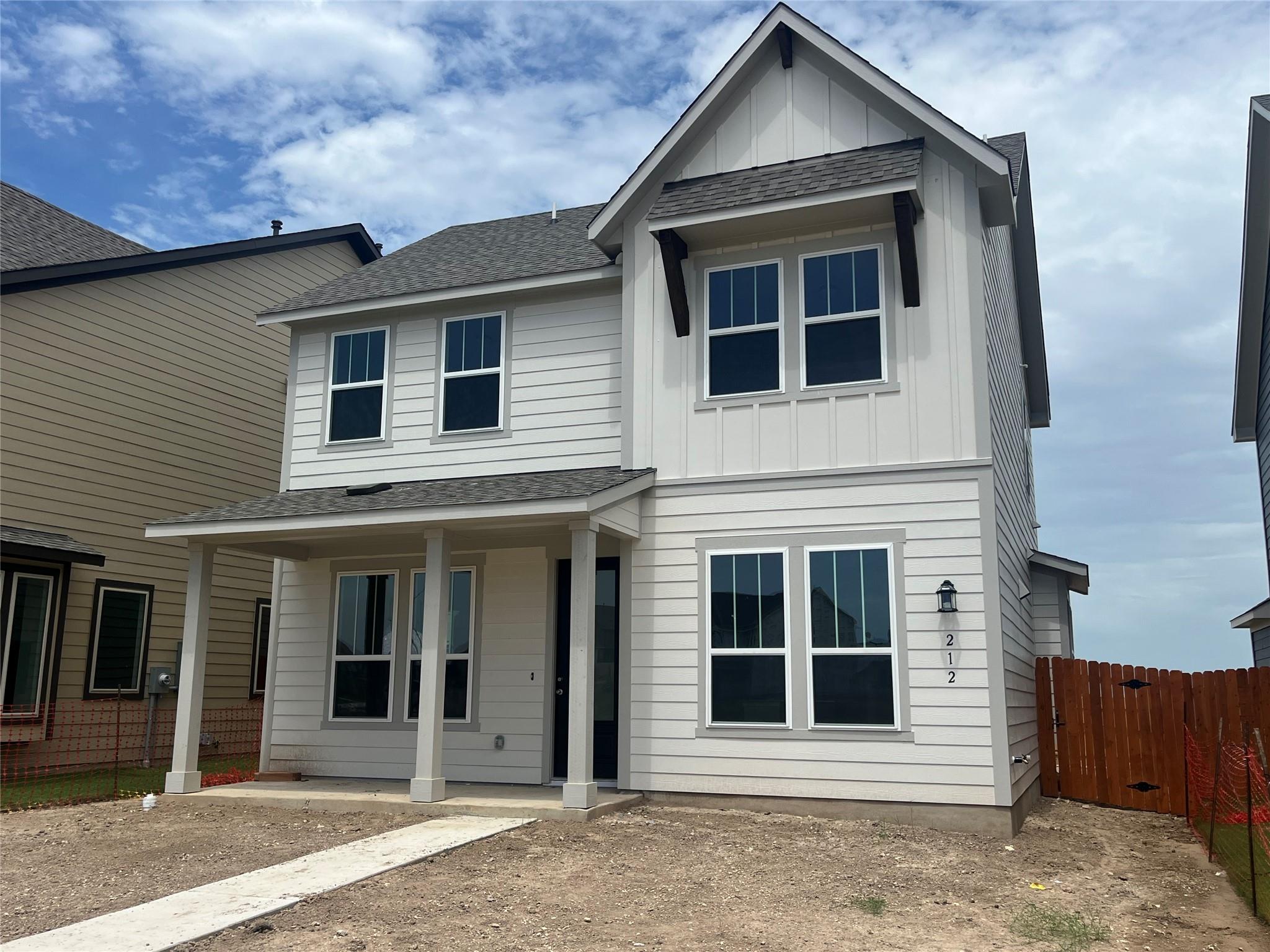 212 Barret Dr, Liberty Hill, TX 78642