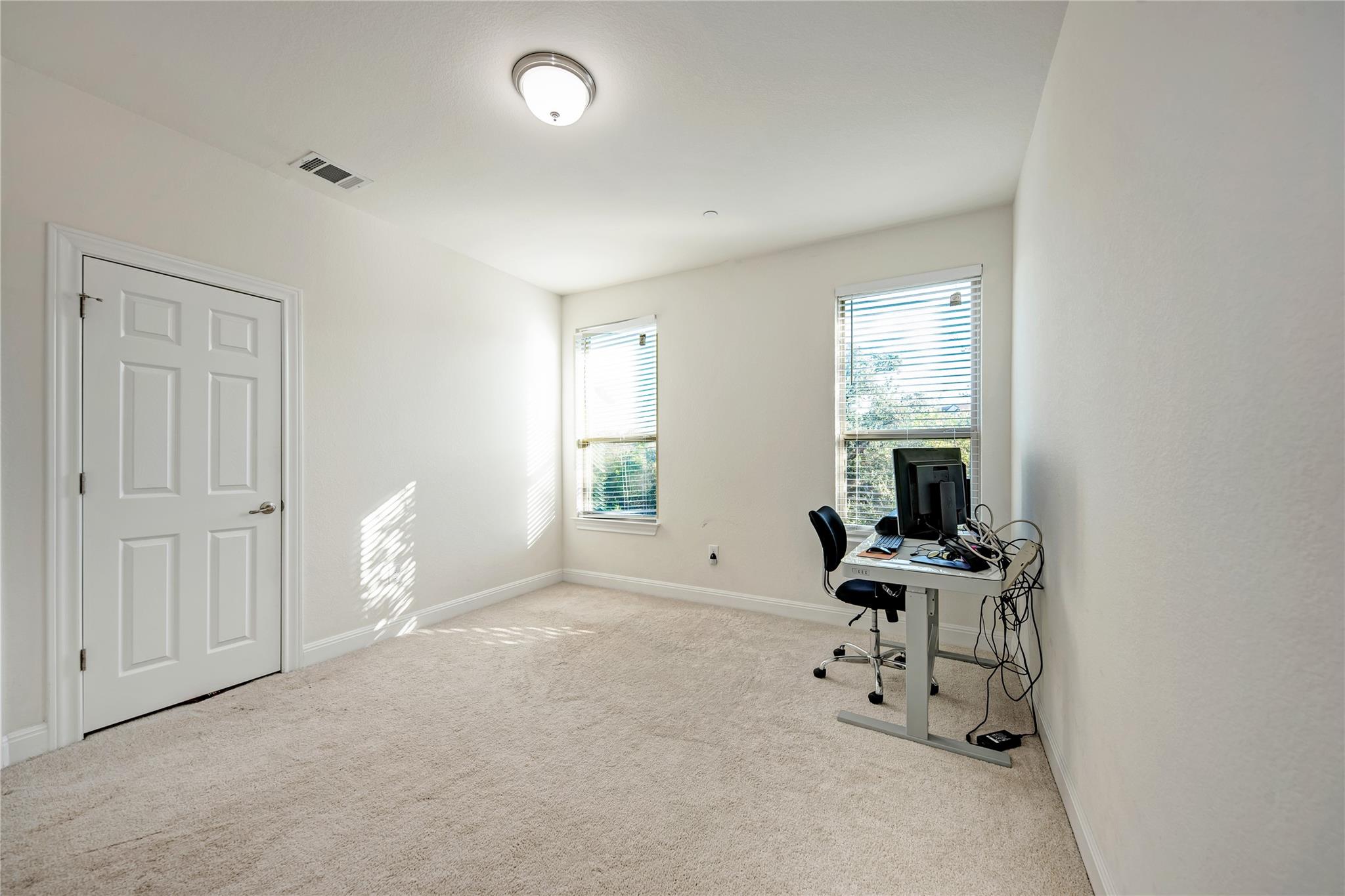 3240 E Whitestone Blvd # 44, Cedar Park, TX 78613