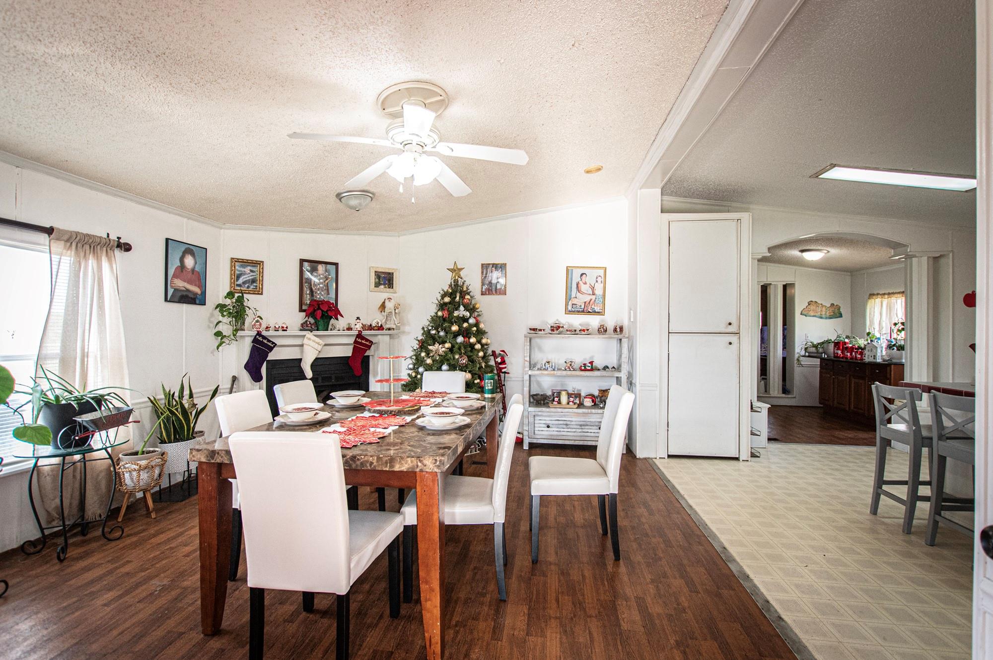 3370 Pettytown Rd, Dale, TX 78616