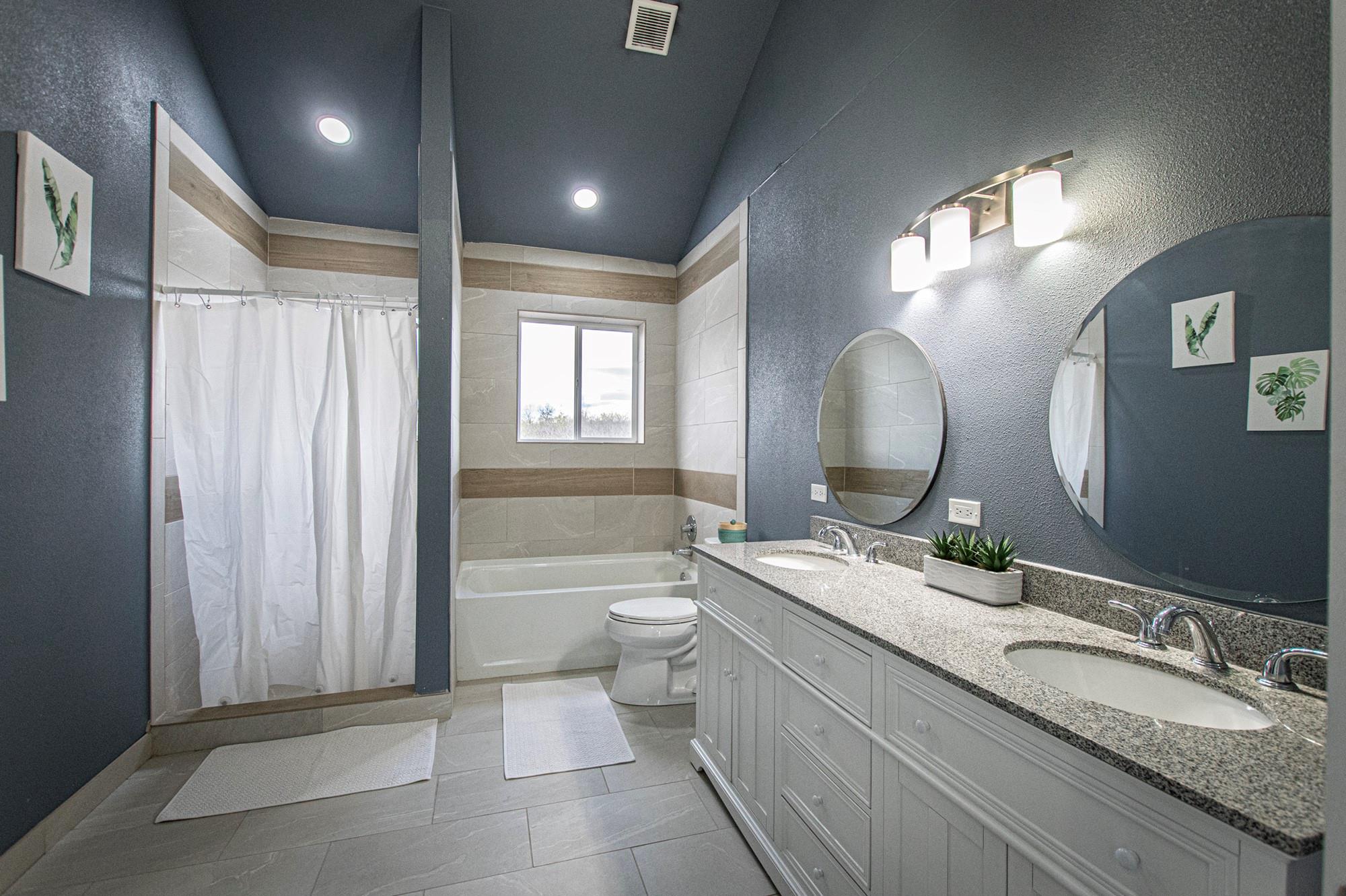 3370 Pettytown Rd, Dale, TX 78616