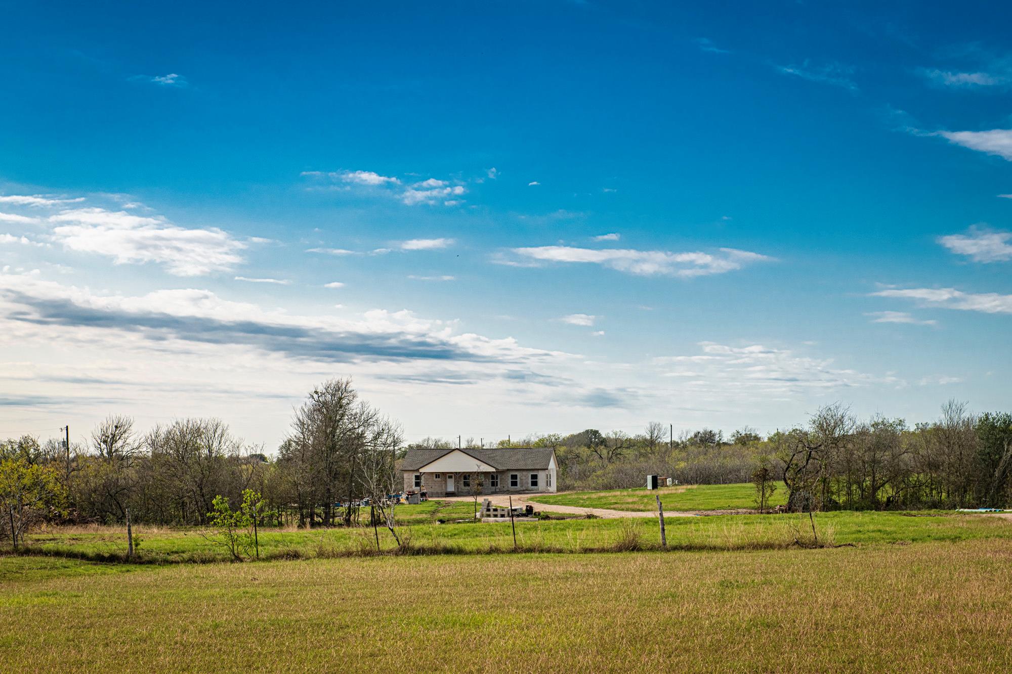 3370 Pettytown Rd, Dale, TX 78616