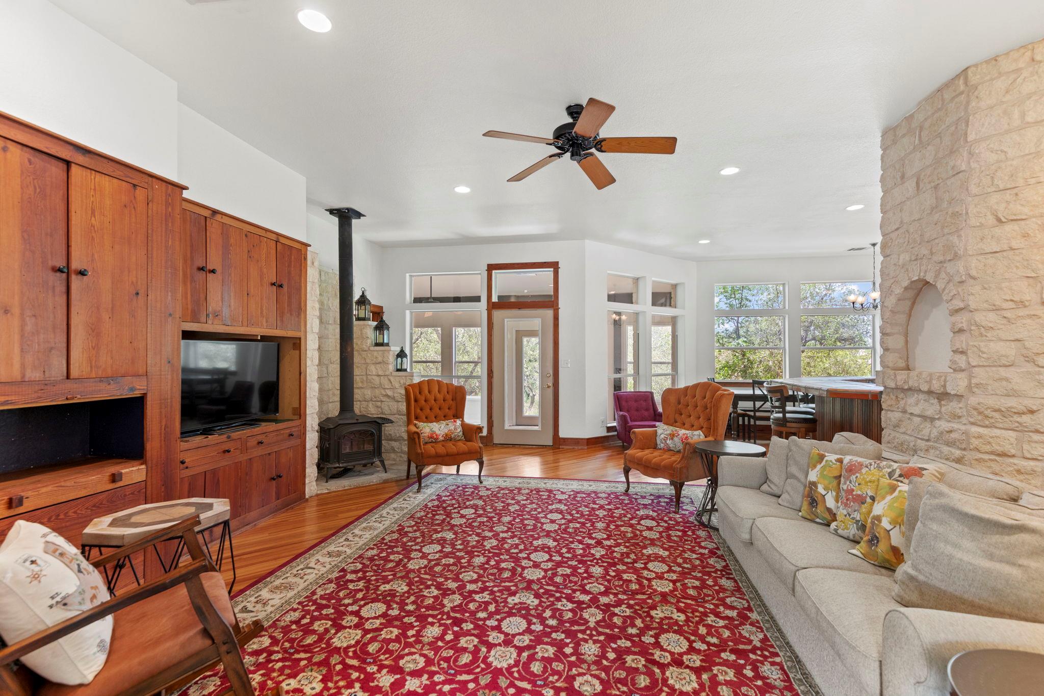 20001 Hamilton Pool Rd, Dripping Springs, TX 78620