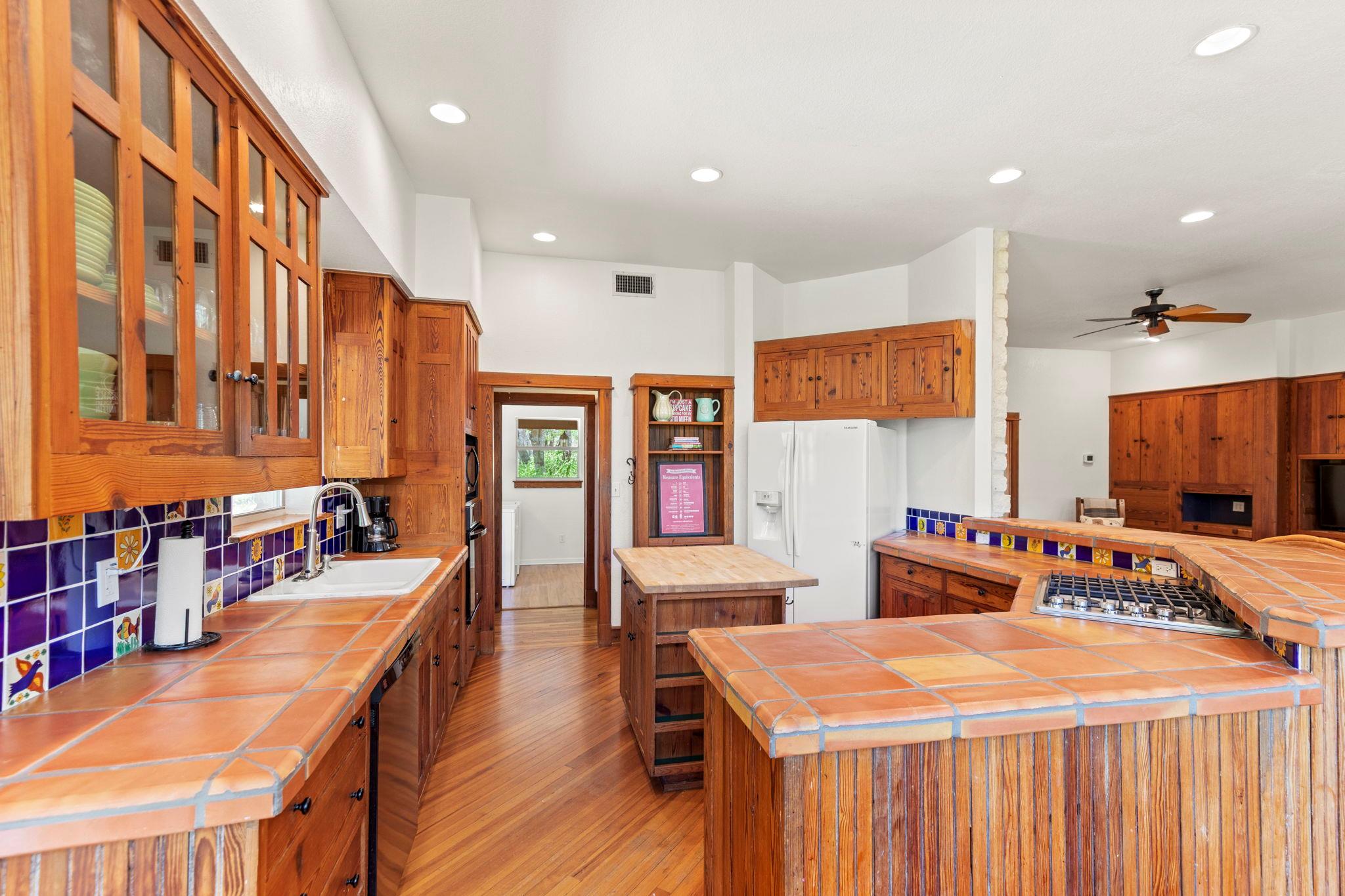 20001 Hamilton Pool Rd, Dripping Springs, TX 78620