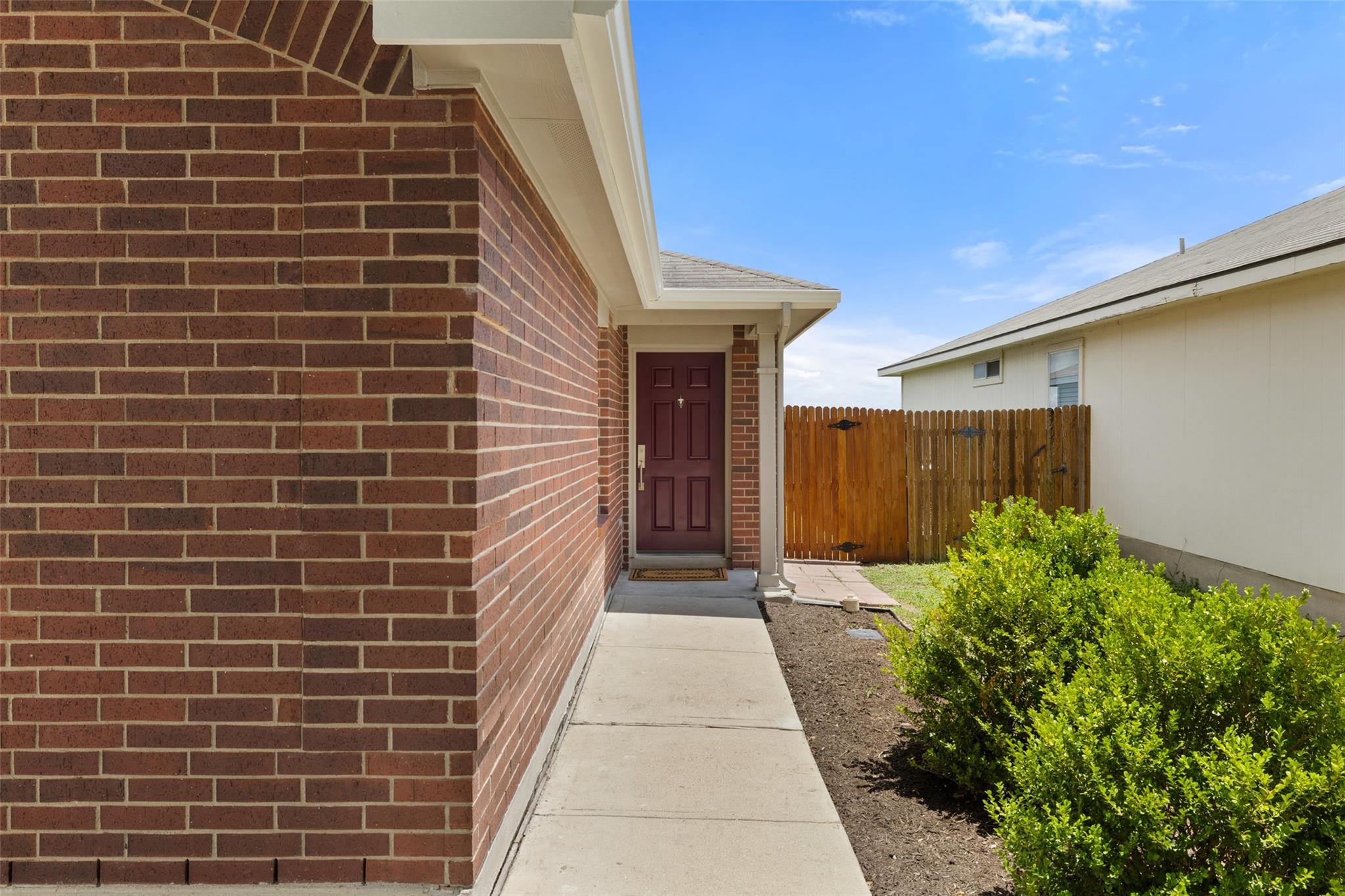 320 Brandons Way, Buda, TX 78610