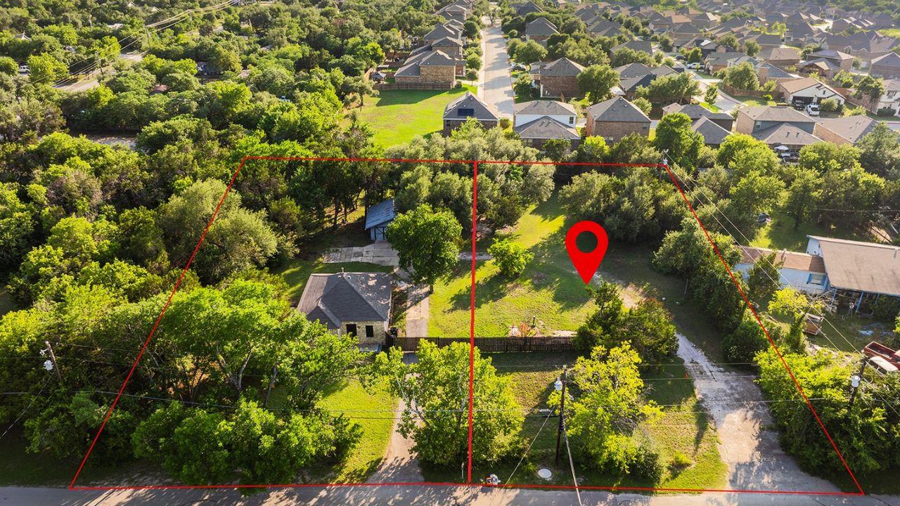 1305 High Chaparral Dr, Leander, TX 78641