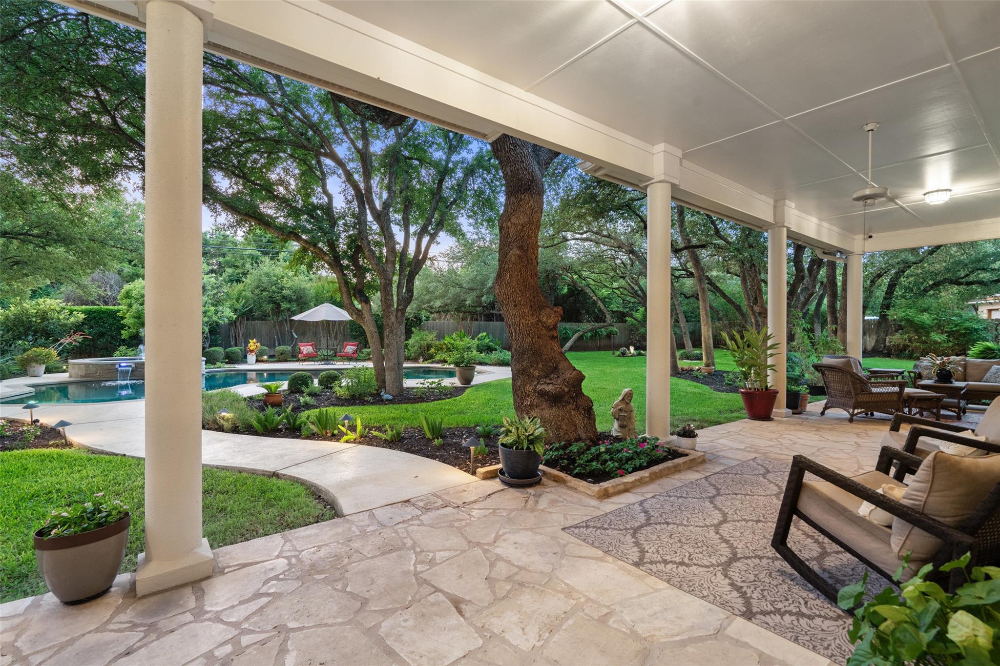 2319 Woodway Dr, Round Rock, TX 78681