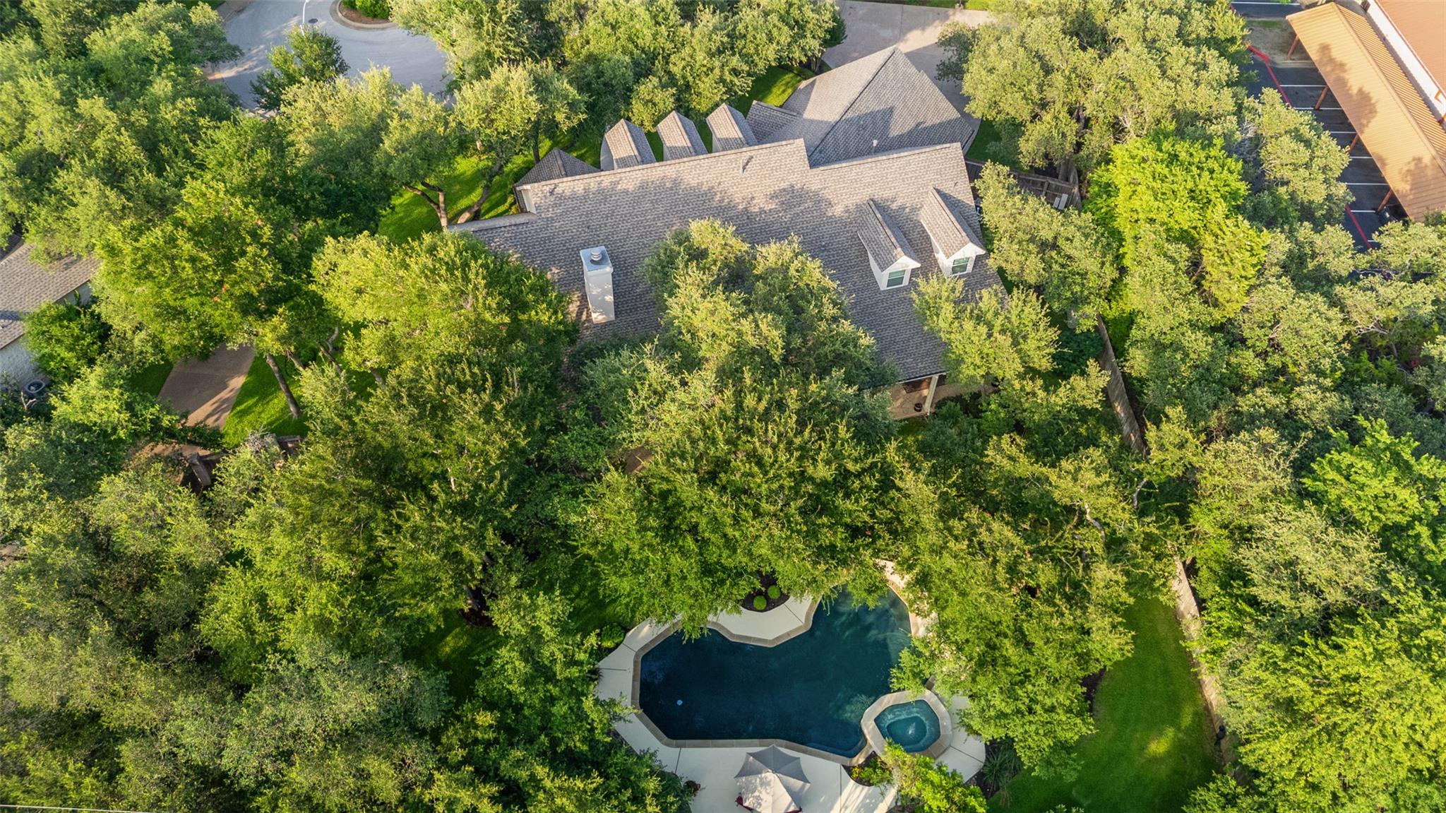 2319 Woodway Dr, Round Rock, TX 78681