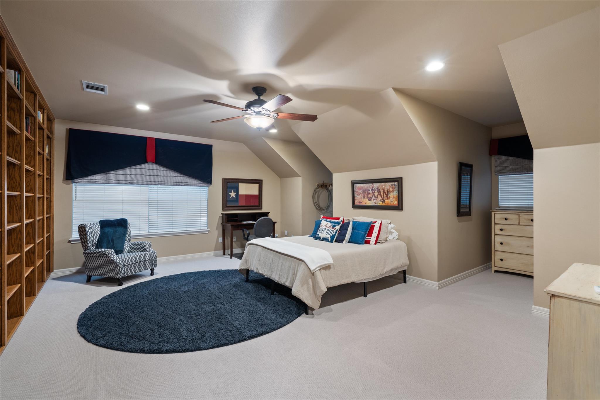 2319 Woodway Dr, Round Rock, TX 78681