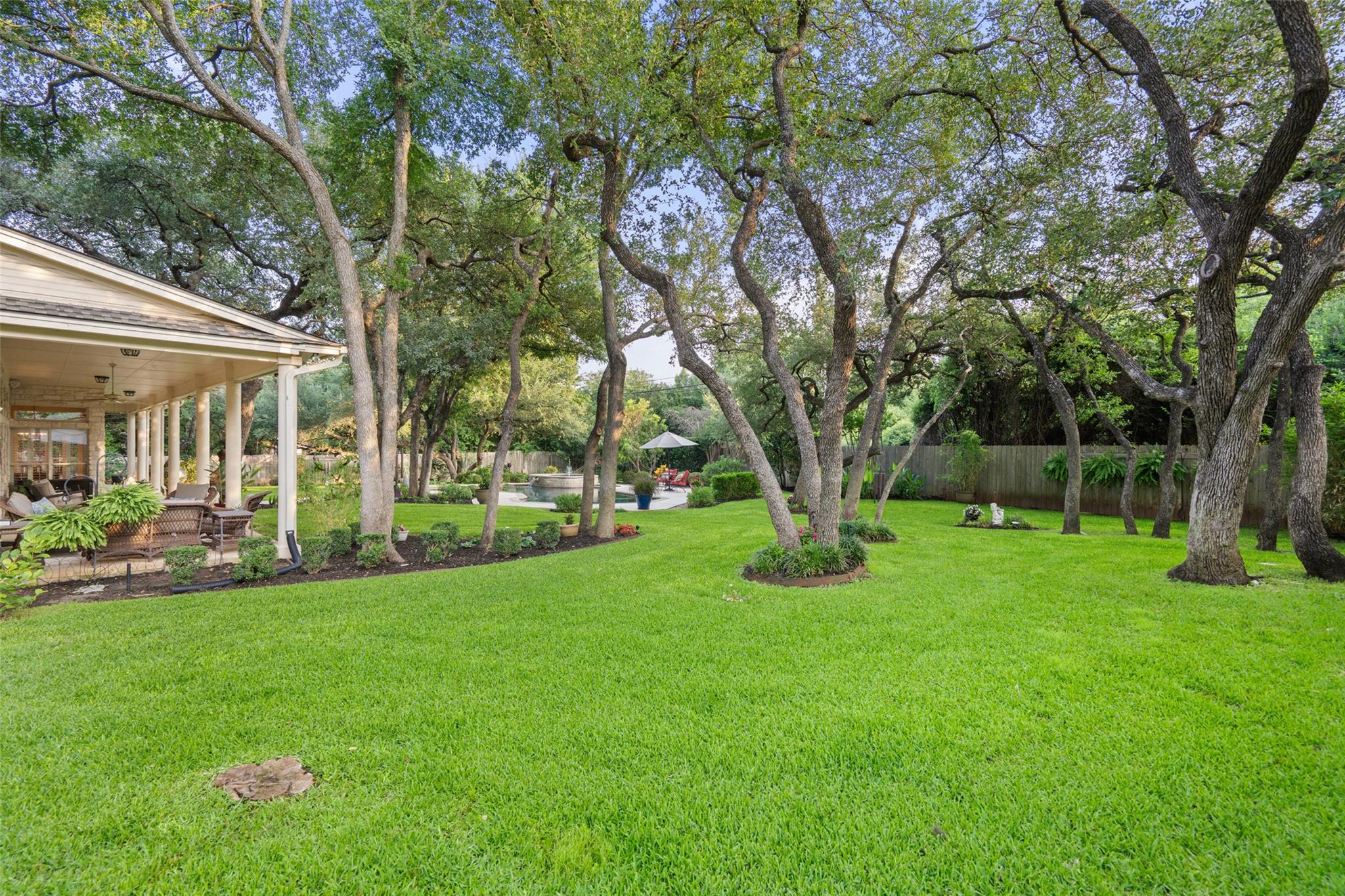 2319 Woodway Dr, Round Rock, TX 78681