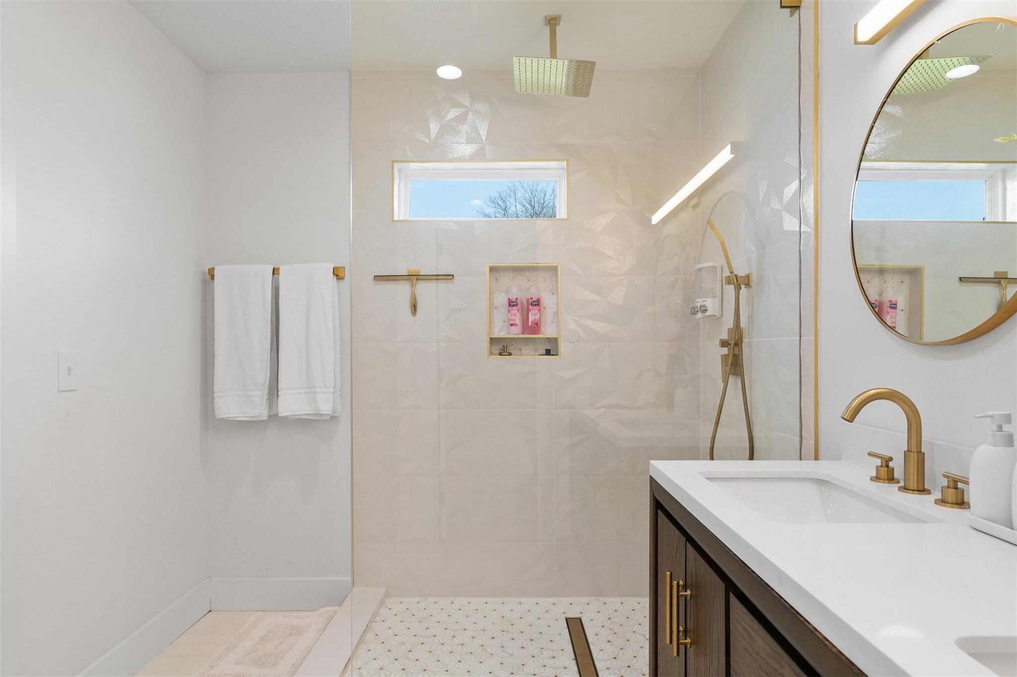 8516 Contour Dr, Austin, TX 78757