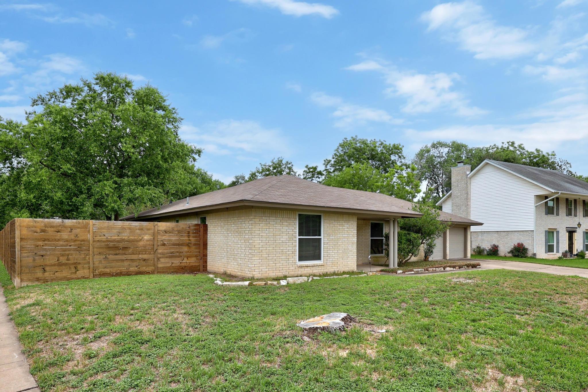 1301 S Meadows Dr, Austin, TX 78758