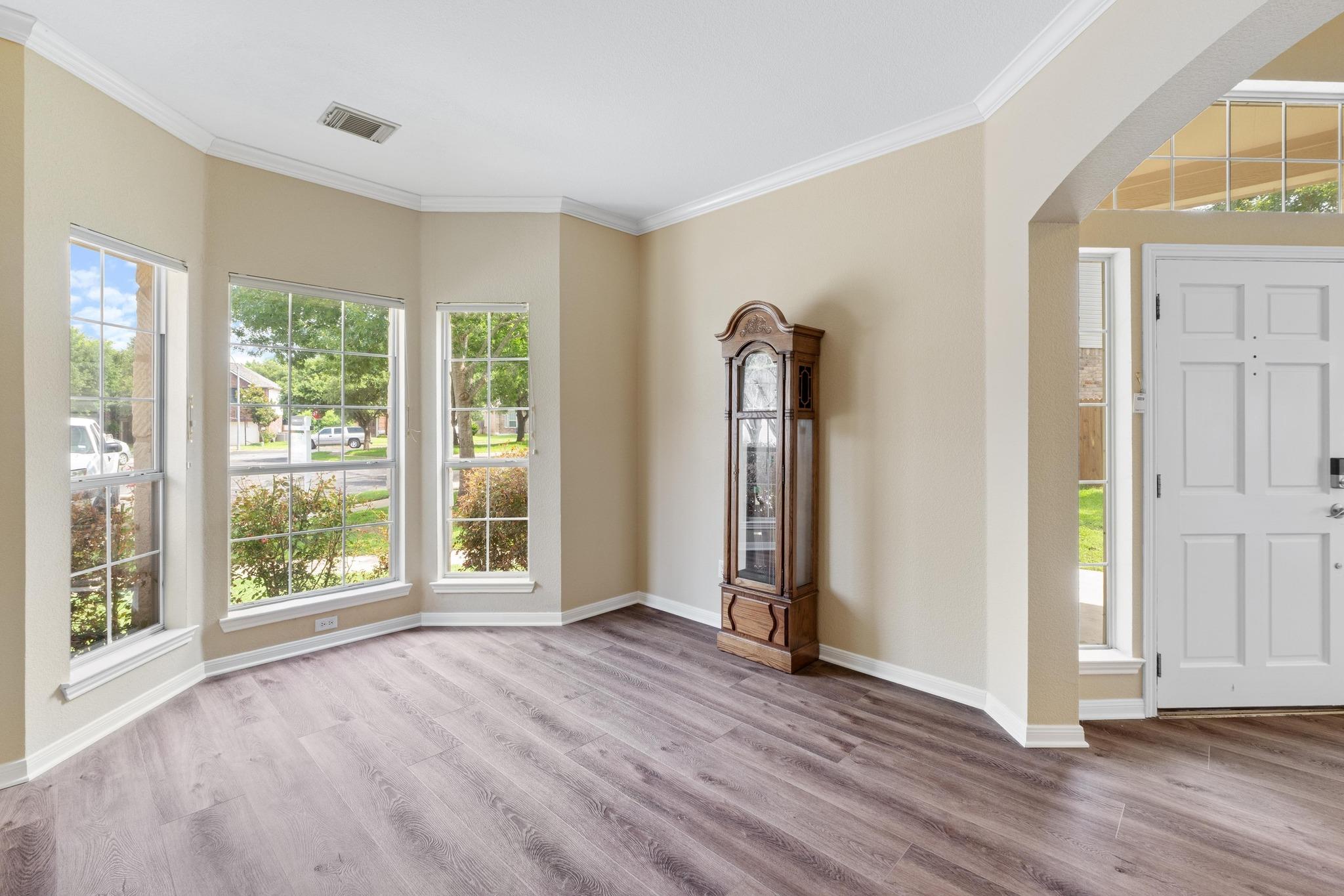 17704 Miller Falls Cv, Round Rock, TX 78681