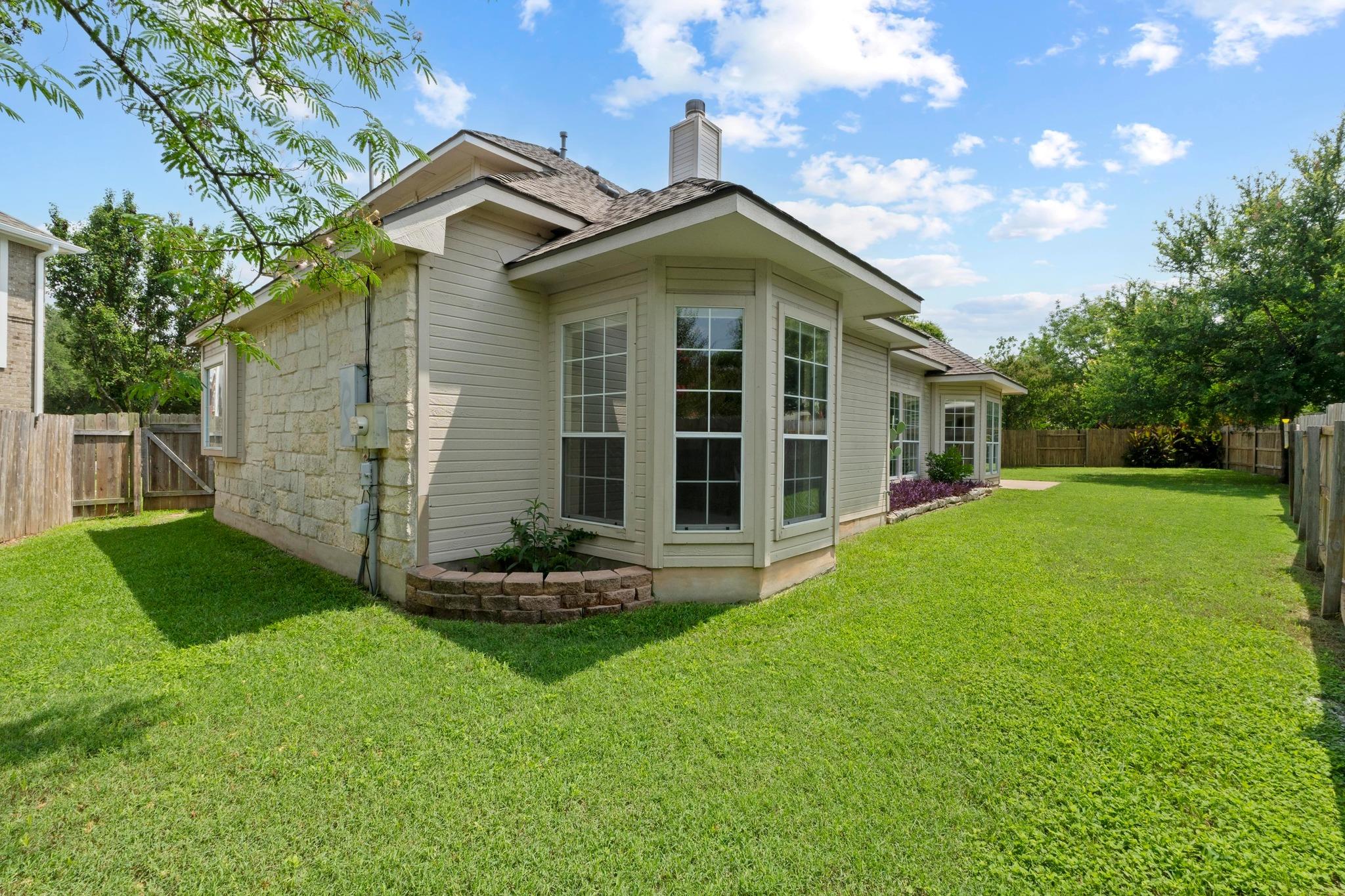 17704 Miller Falls Cv, Round Rock, TX 78681