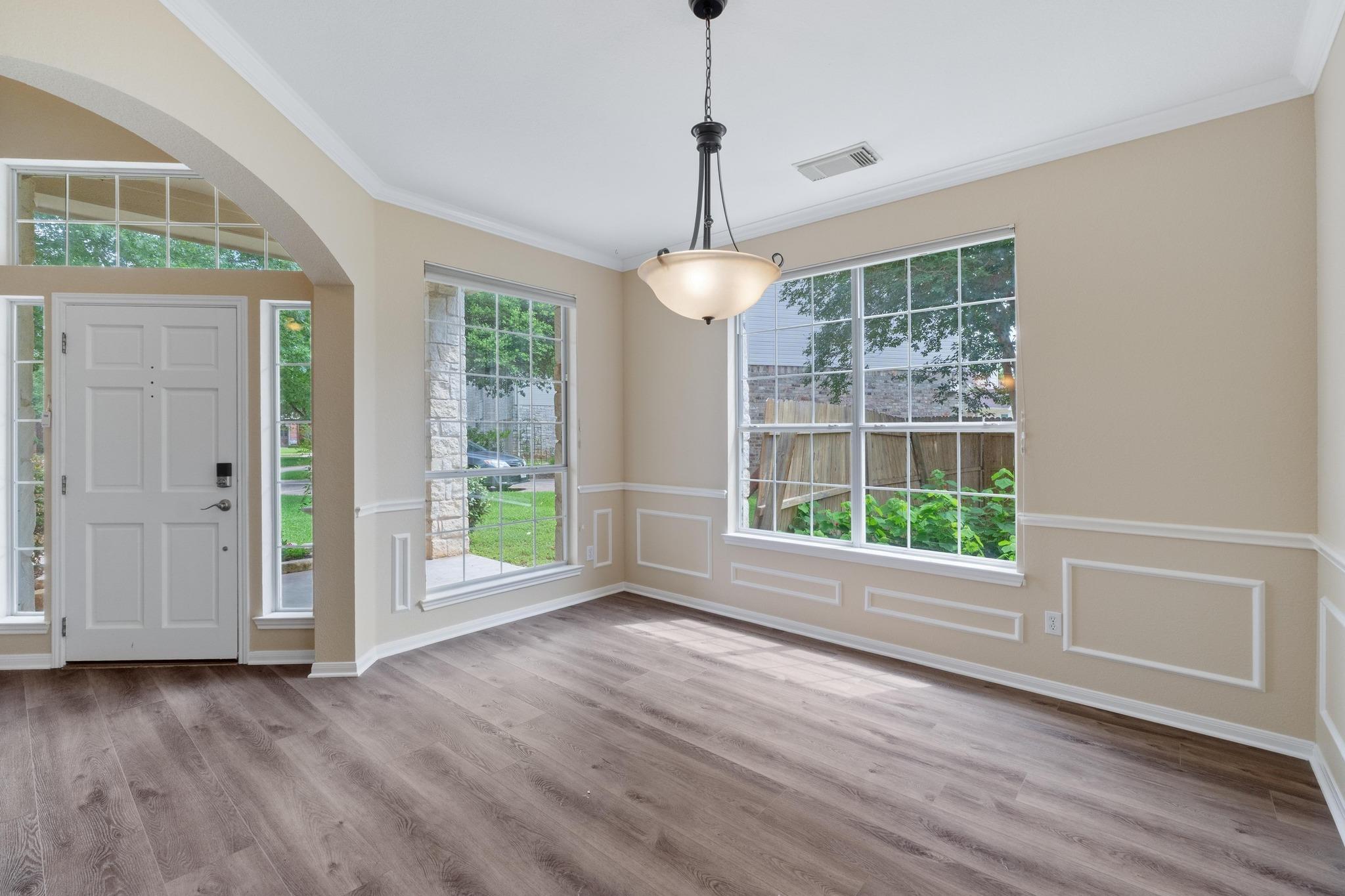 17704 Miller Falls Cv, Round Rock, TX 78681