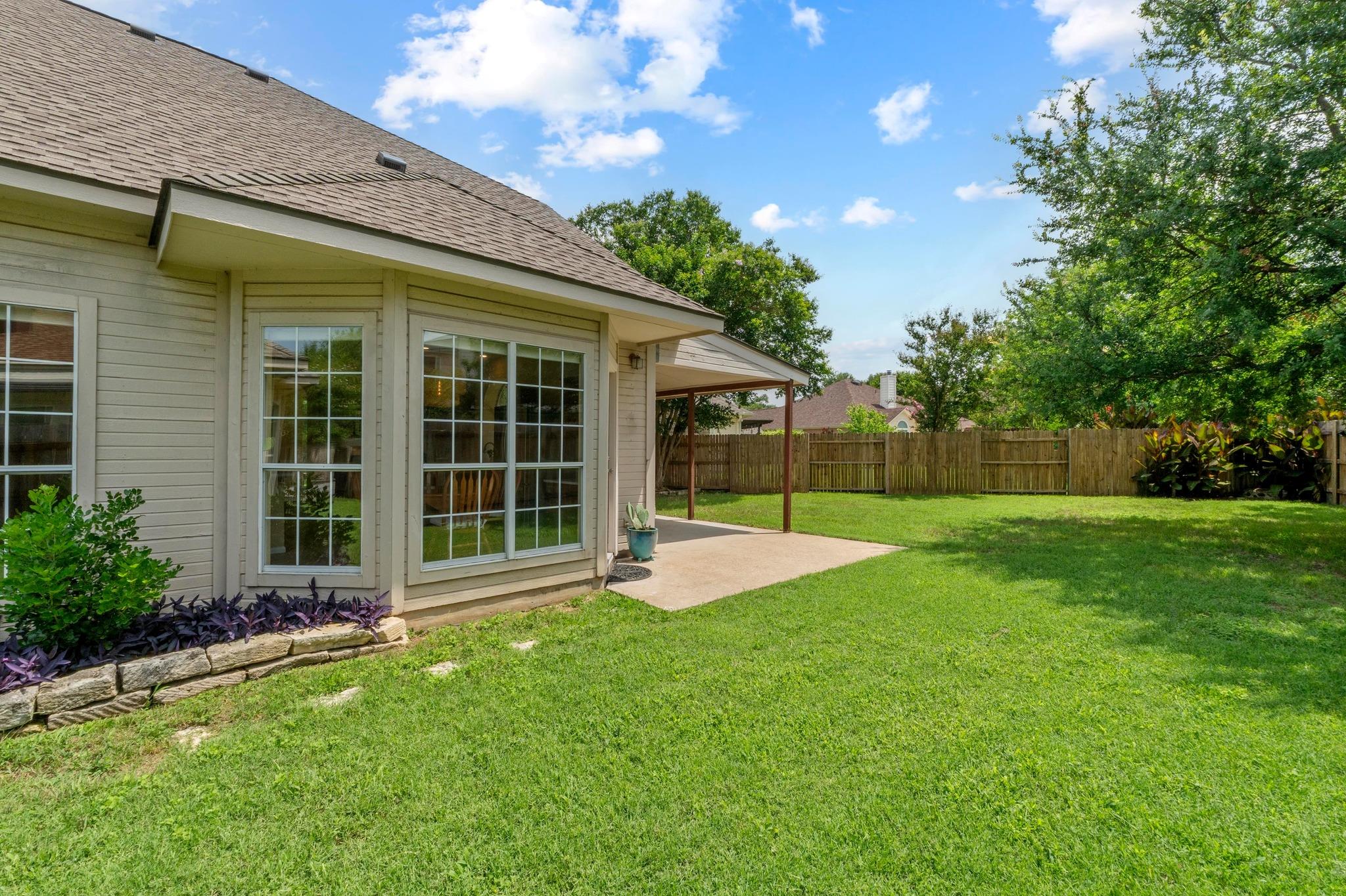 17704 Miller Falls Cv, Round Rock, TX 78681