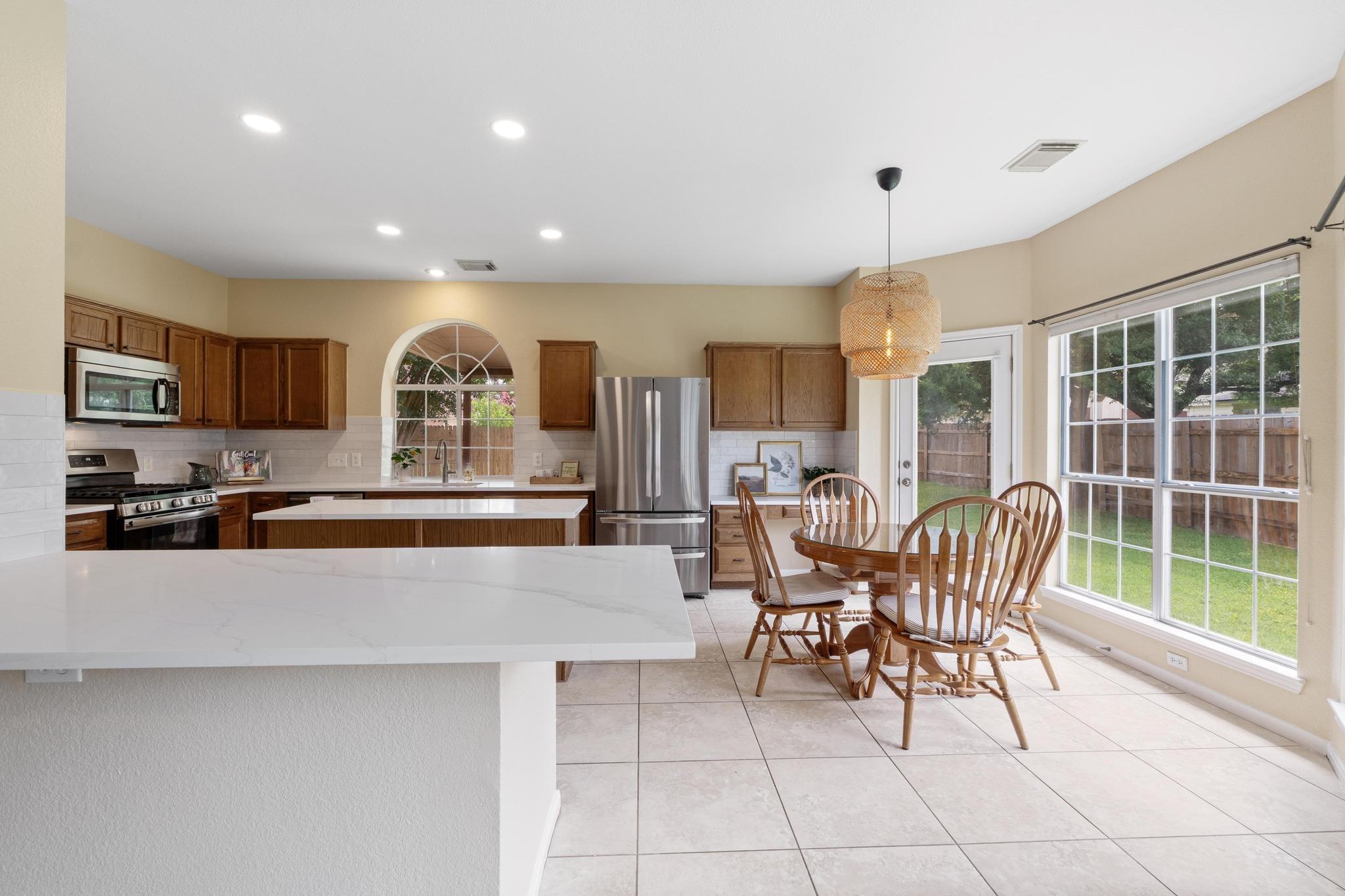 17704 Miller Falls Cv, Round Rock, TX 78681