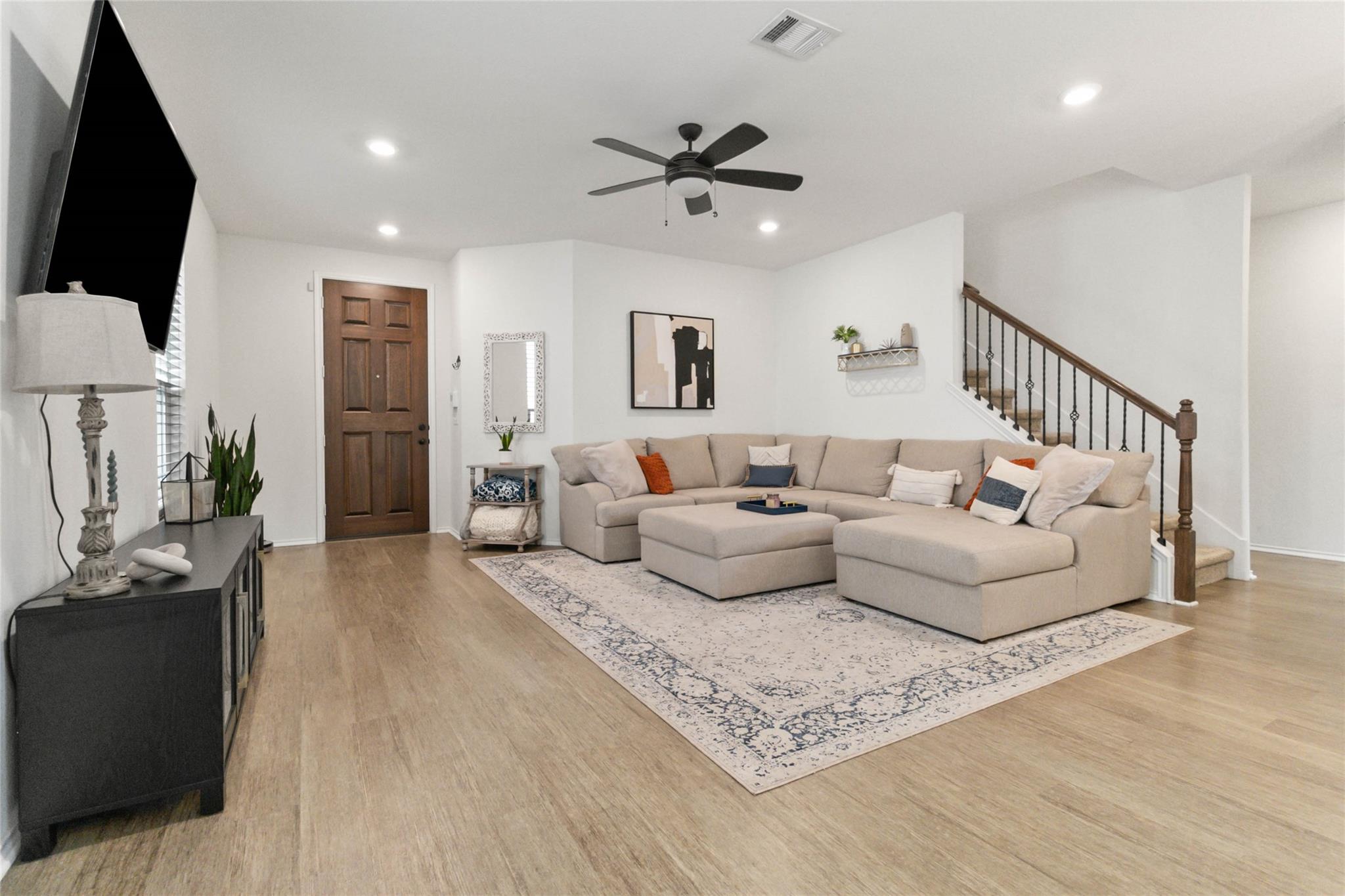 9003 Acorn Cup Dr, Austin, TX 78748