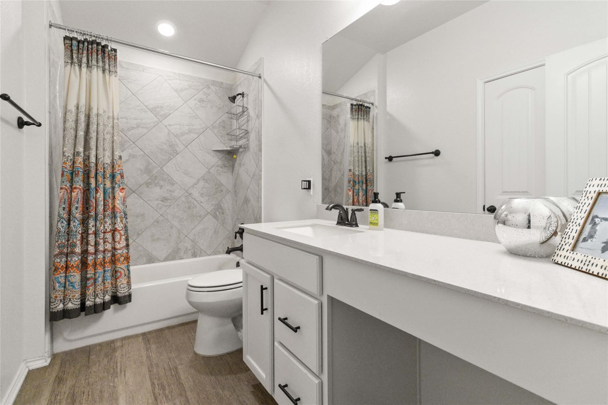 9003 Acorn Cup Dr, Austin, TX 78748