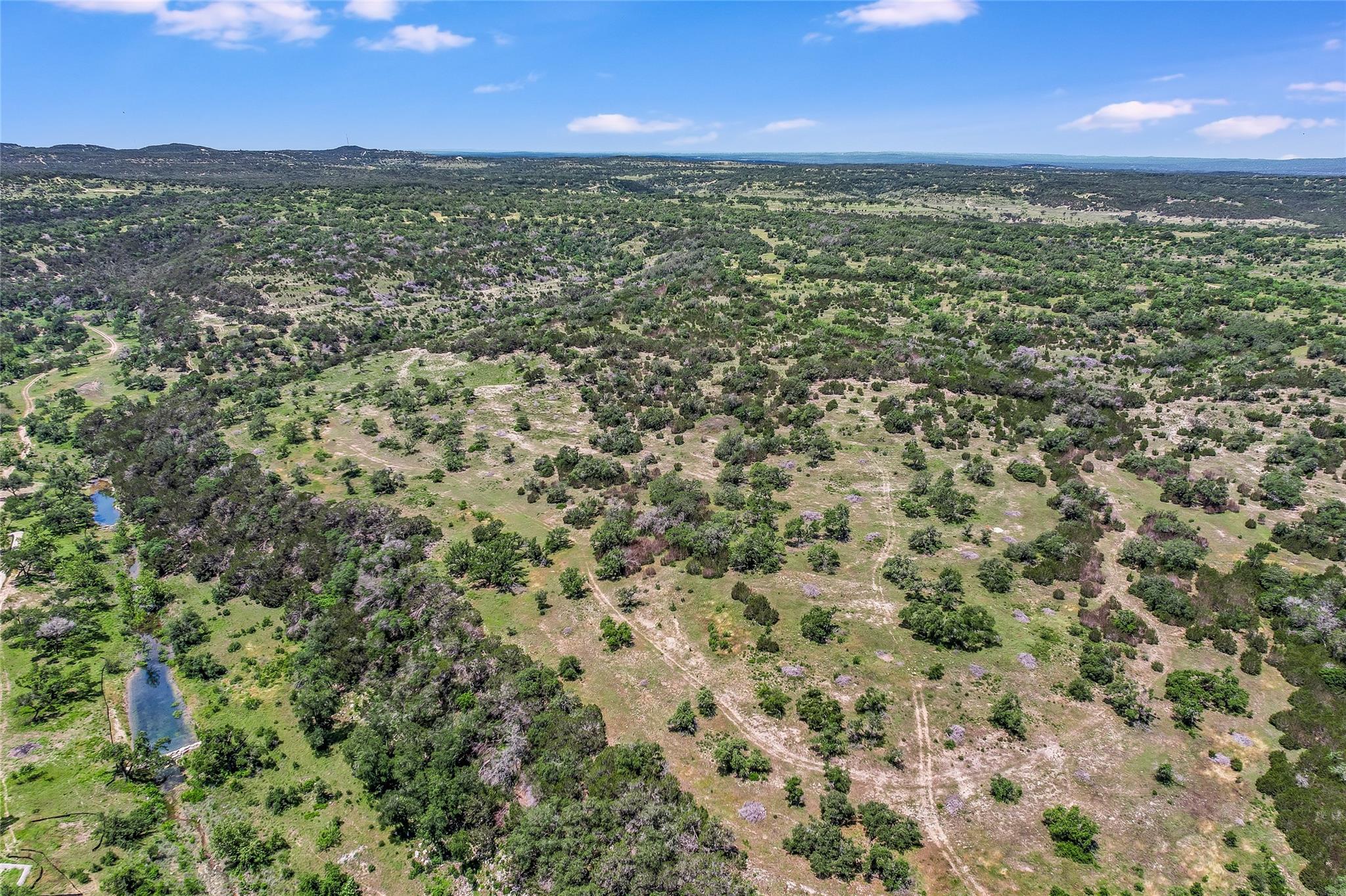 8 Newman Dr, Austin, TX 78738