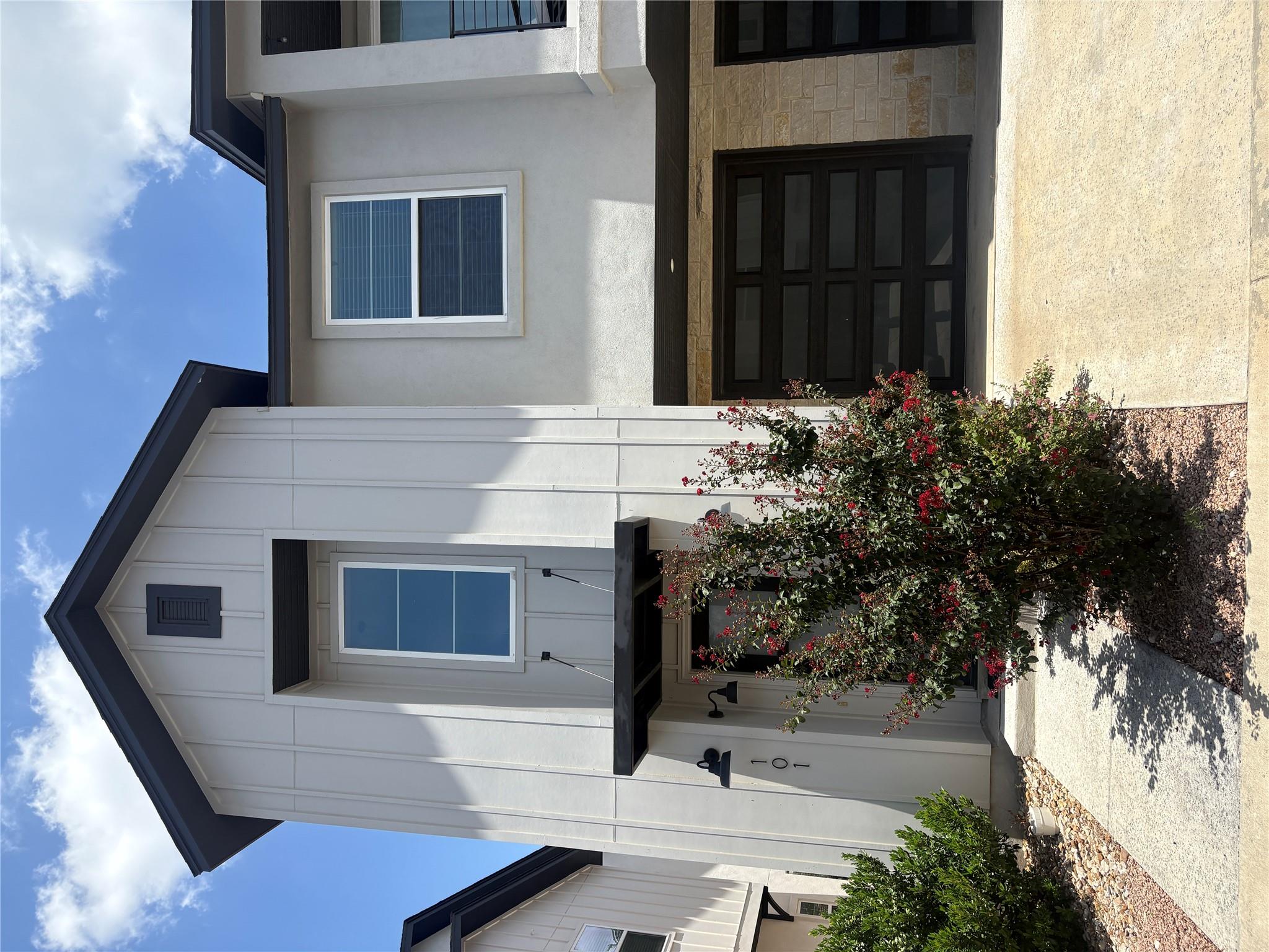 12001 Vista Parke Dr # 101, Austin, TX 78726