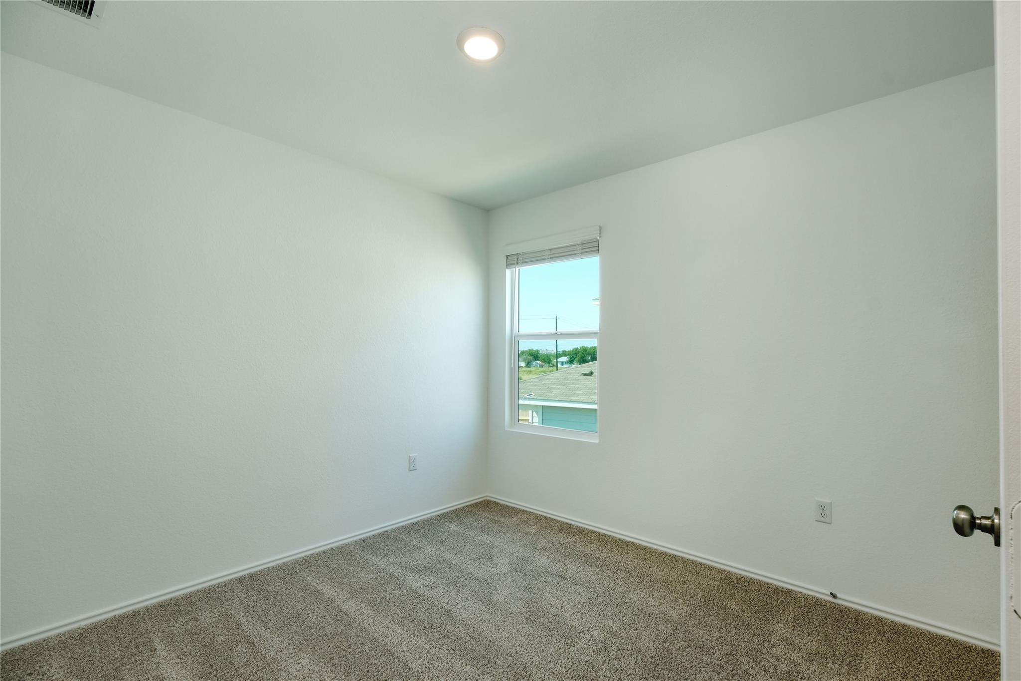 7225 Spotted Leaf Way, Del Valle, TX 78617